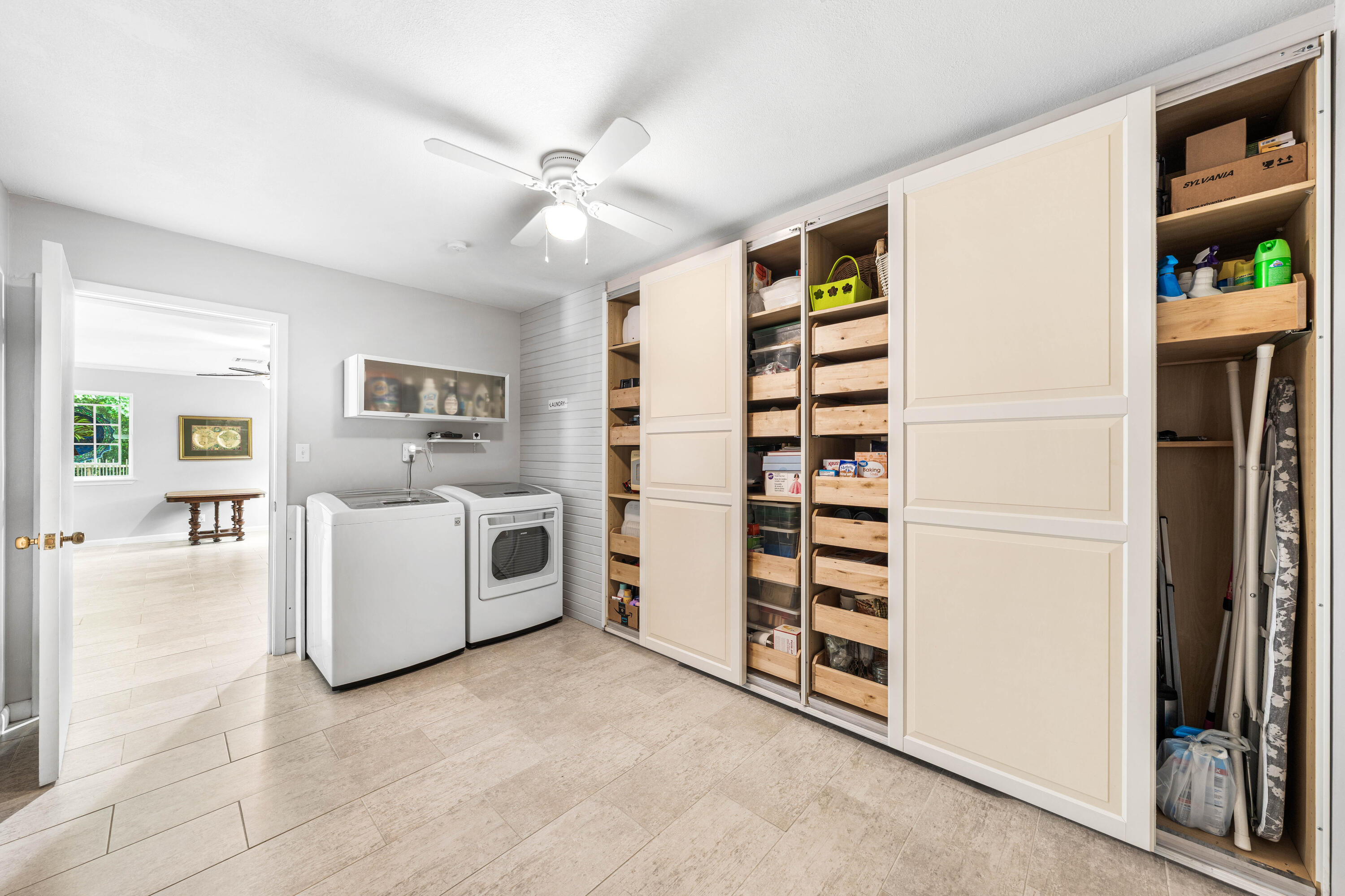 LAKE LORRAINE ESTATES - Residential