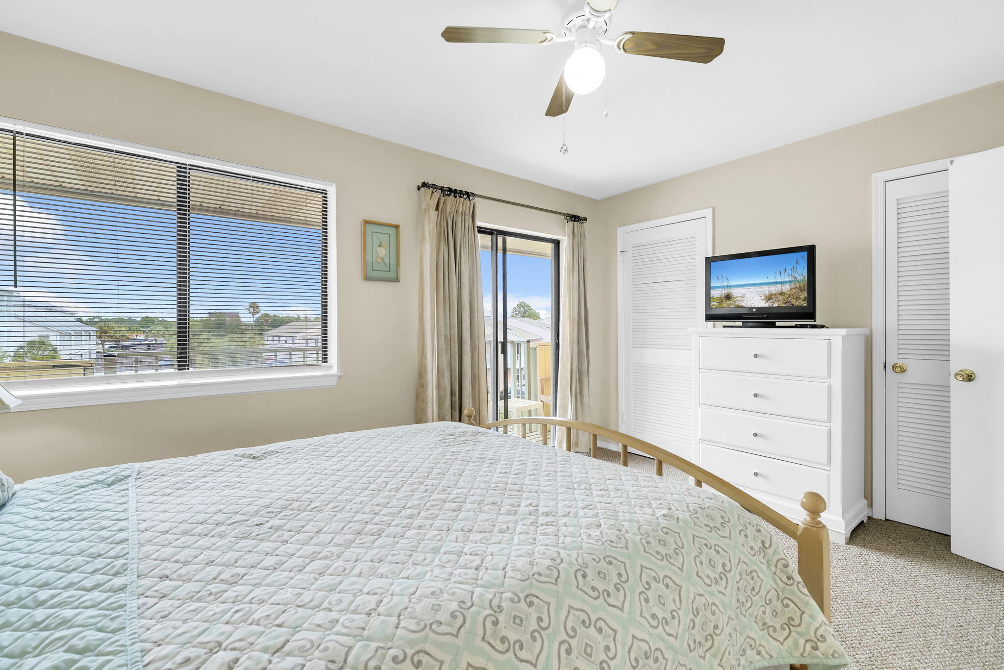 SANDPRINTS CONDO - Residential