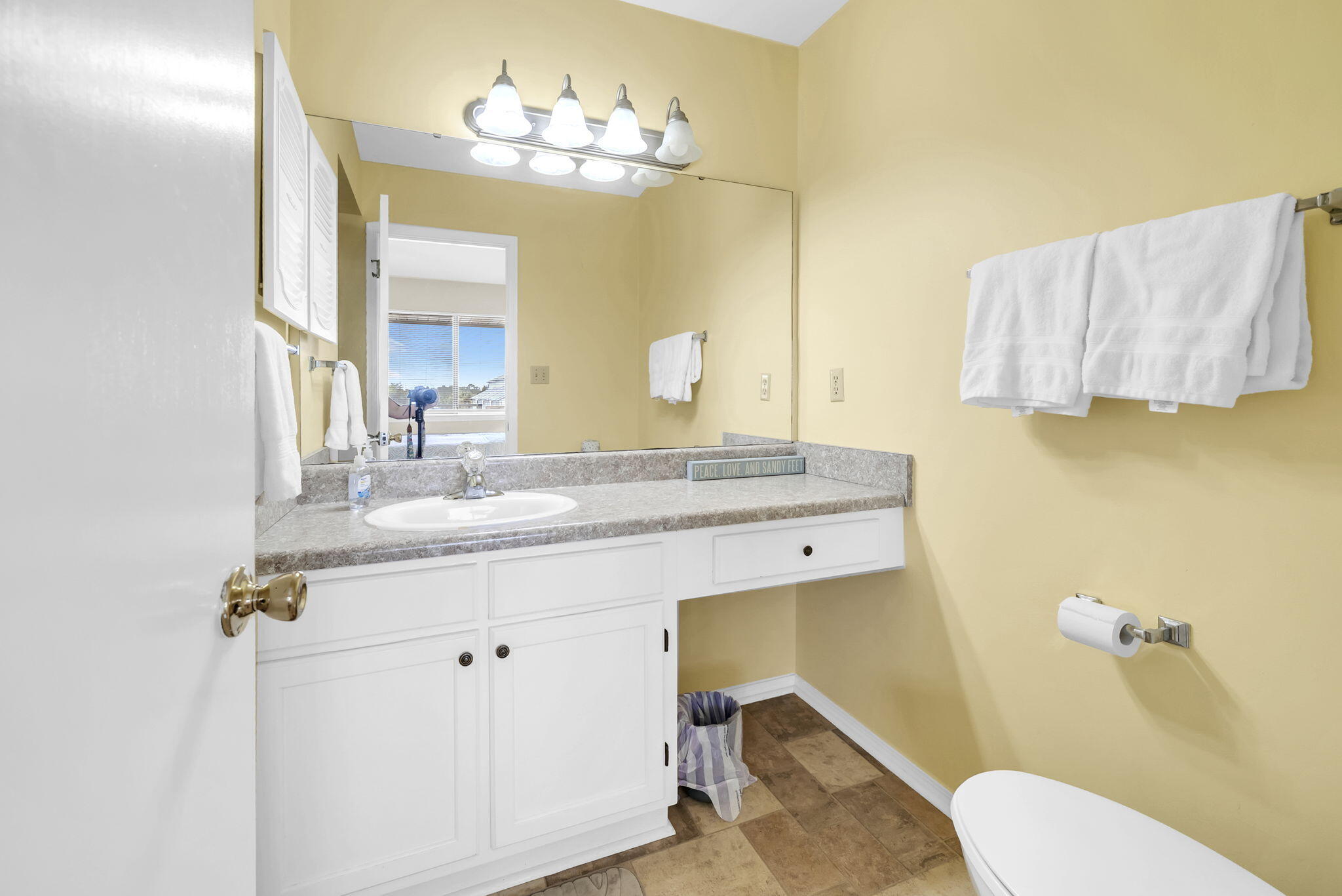 SANDPRINTS CONDO - Residential