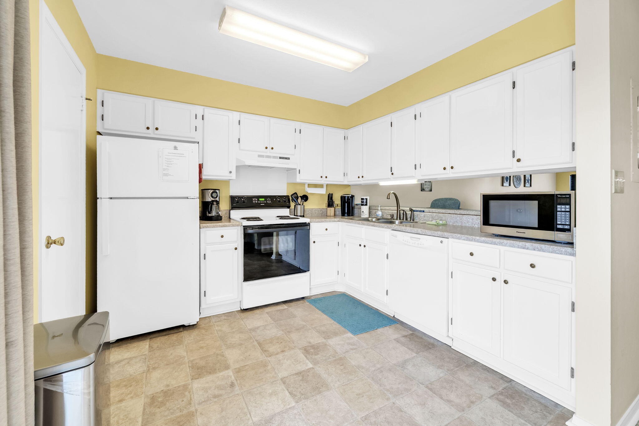 SANDPRINTS CONDO - Residential
