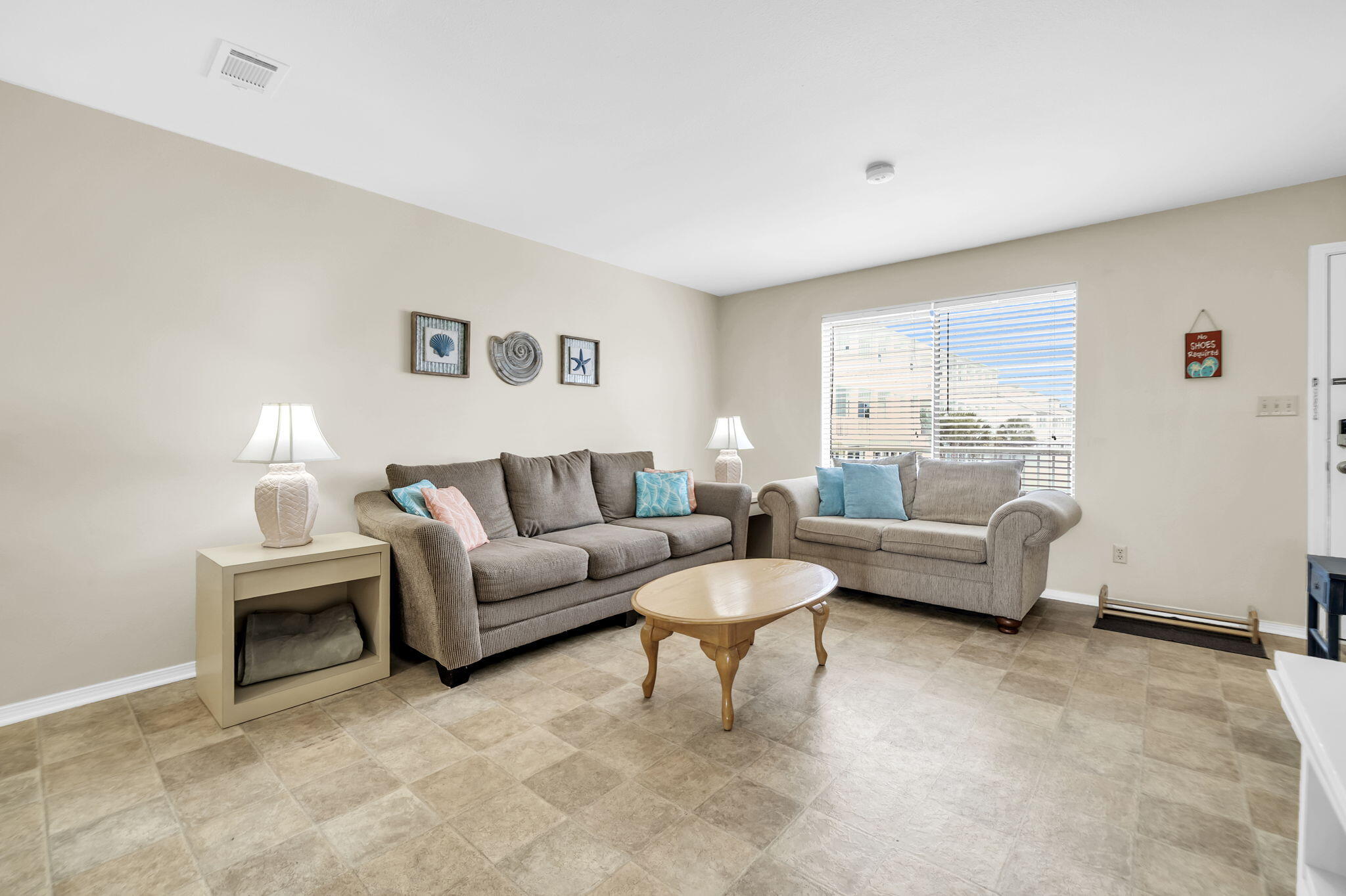 SANDPRINTS CONDO - Residential