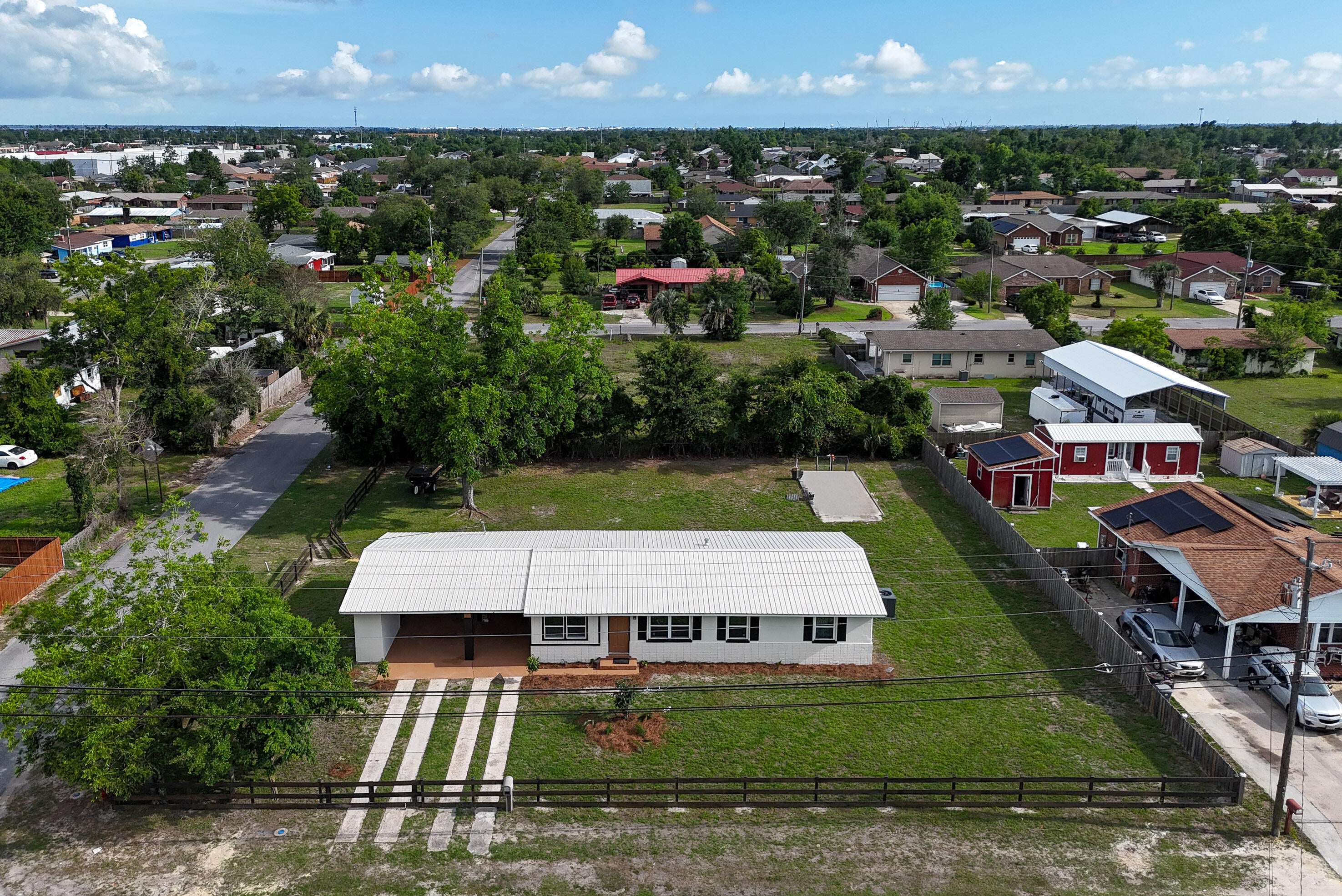 NO RECORDED SUBDIVISION - Residential