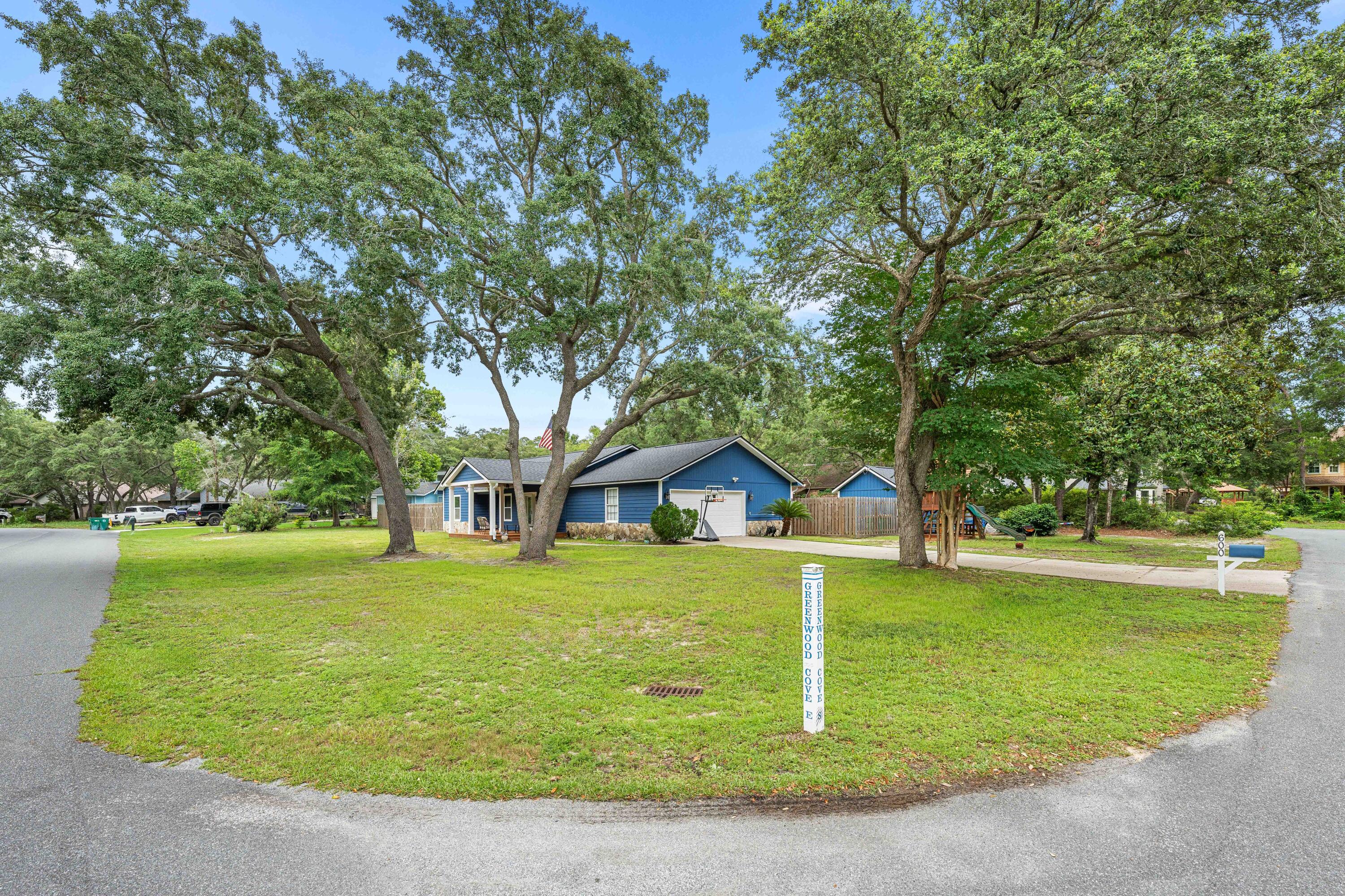 WOODLANDS PH II LOT 62 BLK A - Residential