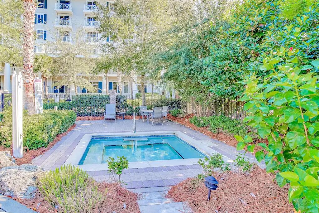 BAHIA CONDO - Residential