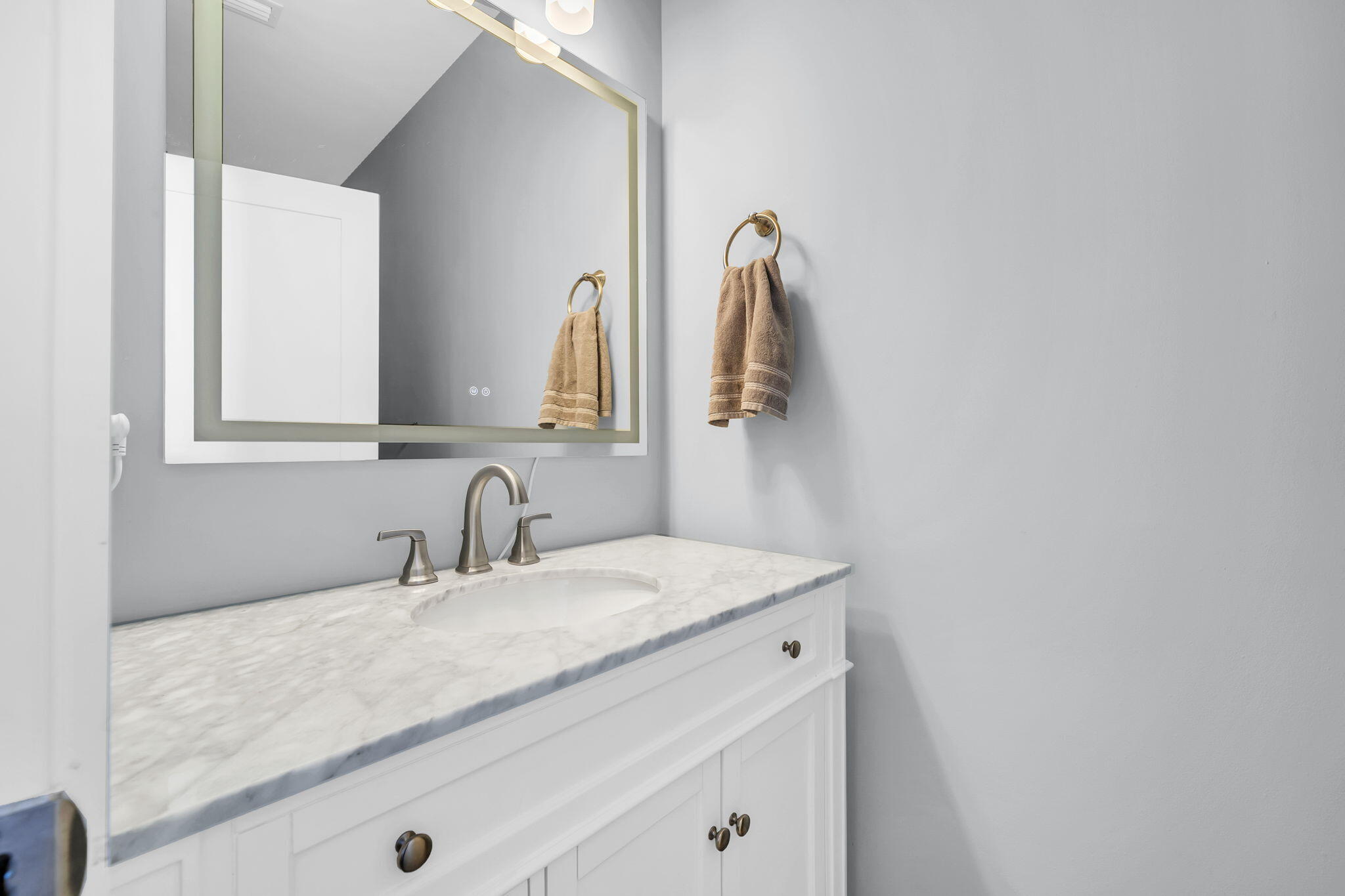 MIKSTAKEL TOWNHOMES - Residential