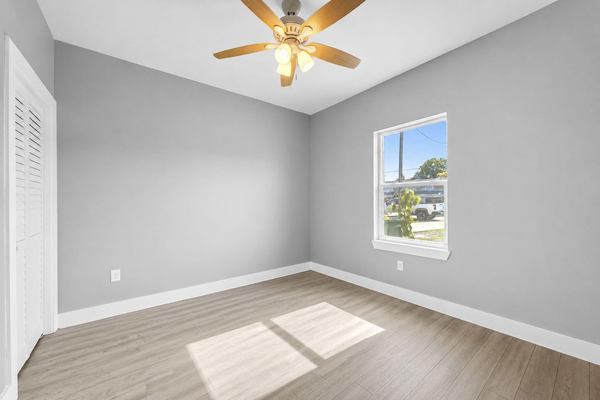 MIKSTAKEL TOWNHOMES - Residential