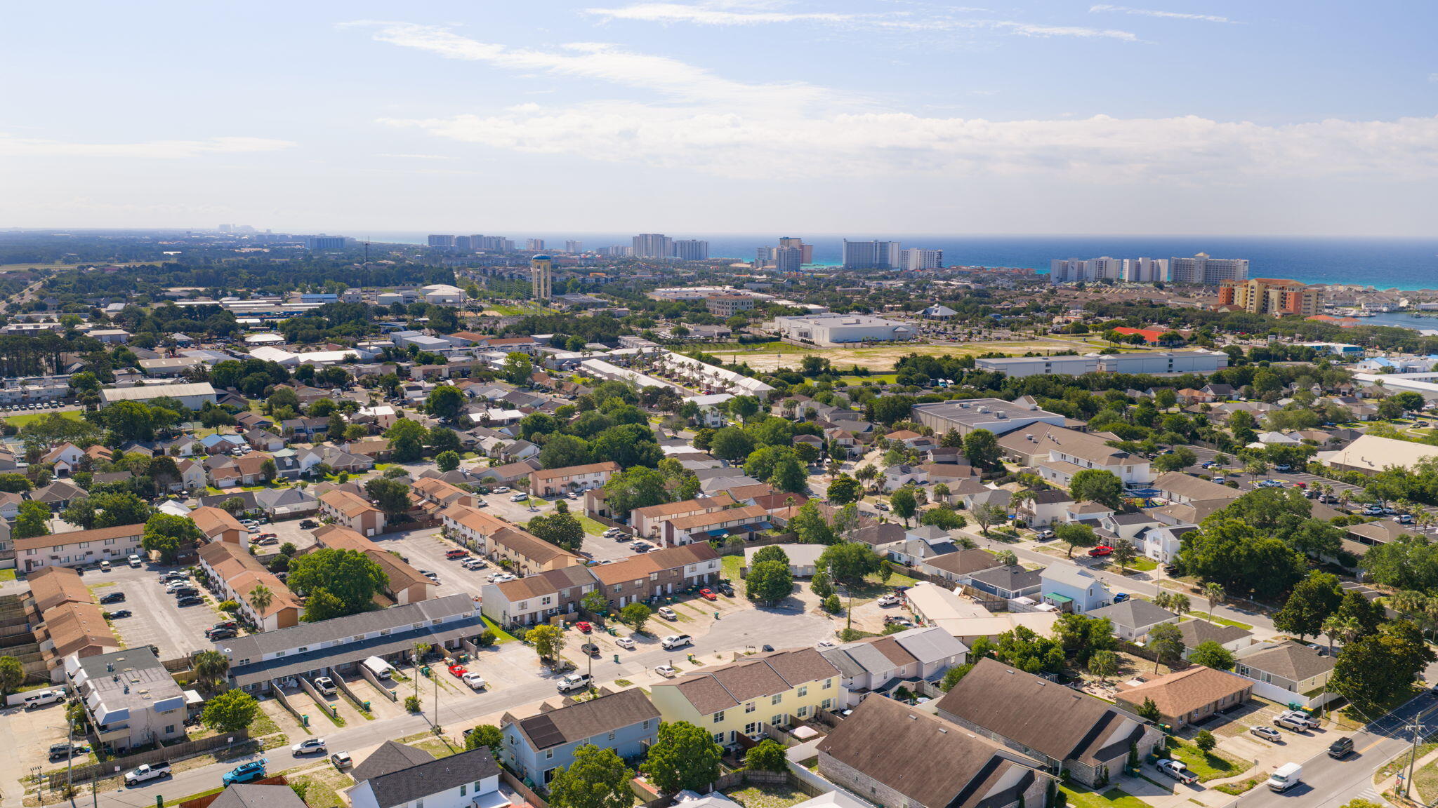 MIKSTAKEL TOWNHOMES - Residential