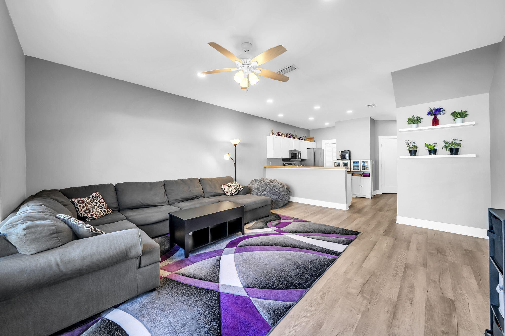 MIKSTAKEL TOWNHOMES - Residential