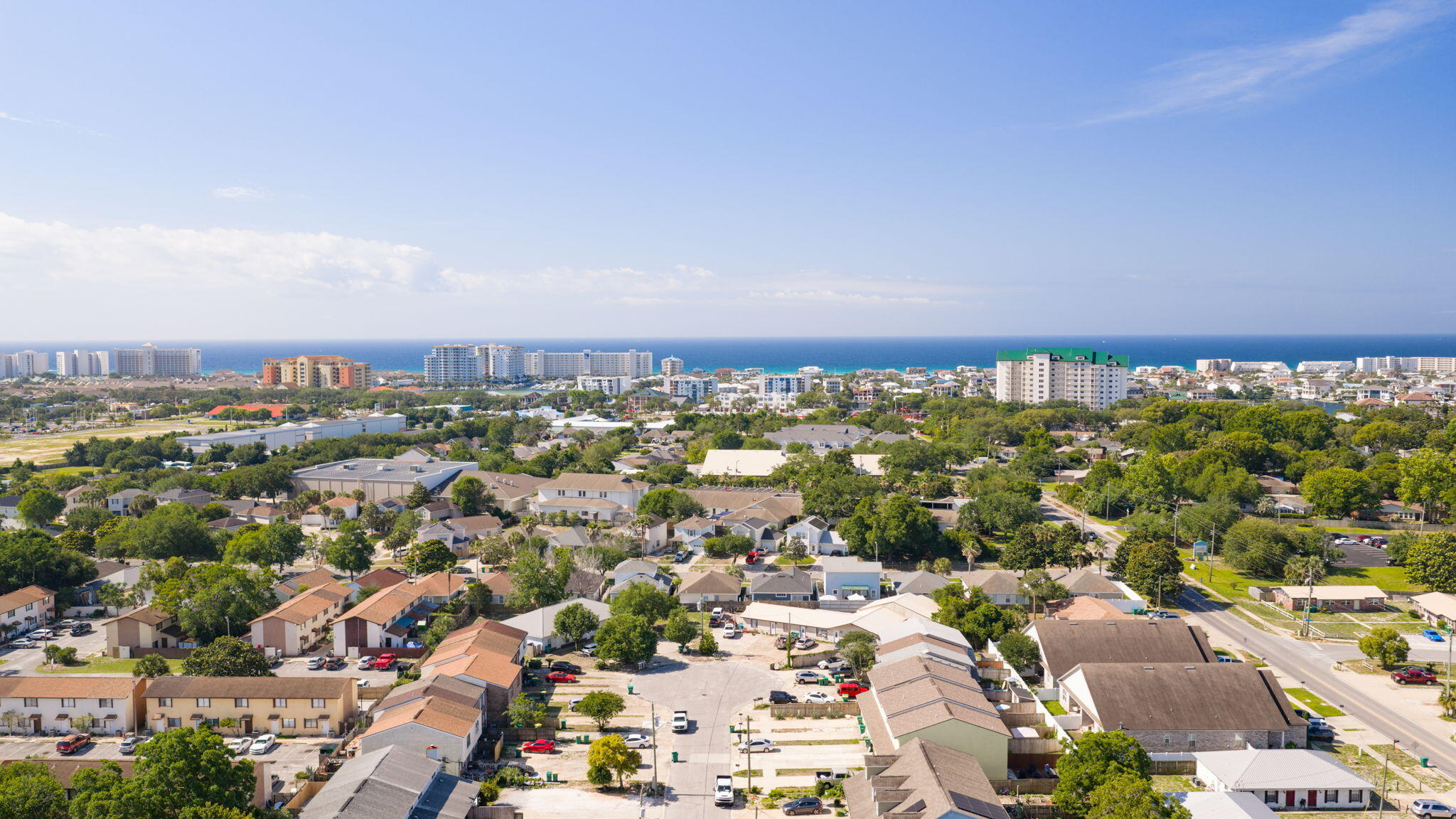 MIKSTAKEL TOWNHOMES - Residential