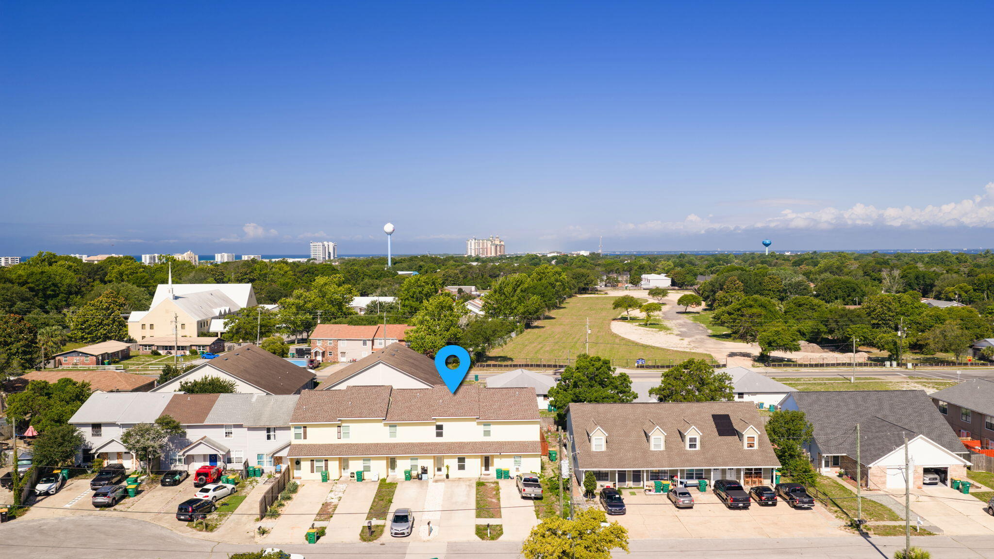 MIKSTAKEL TOWNHOMES - Residential