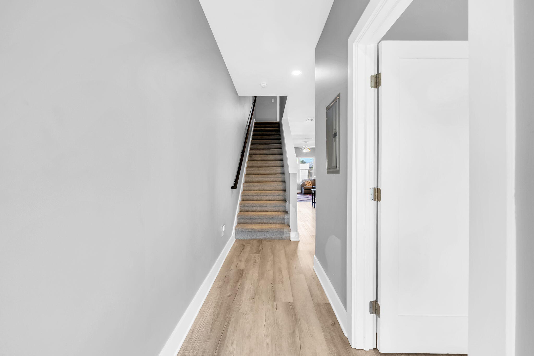 MIKSTAKEL TOWNHOMES - Residential
