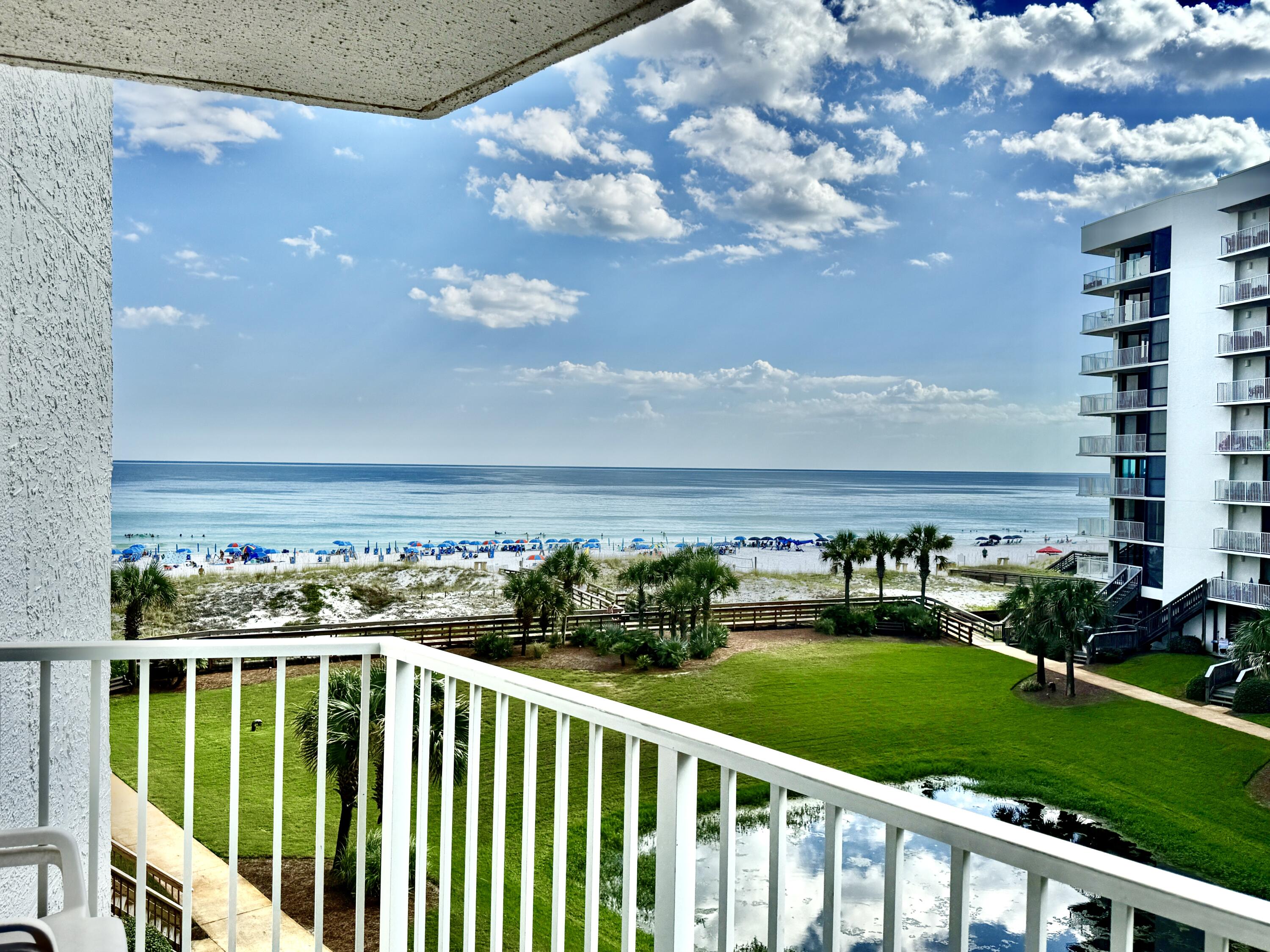 MAINSAIL CONDO PH 1 - Residential