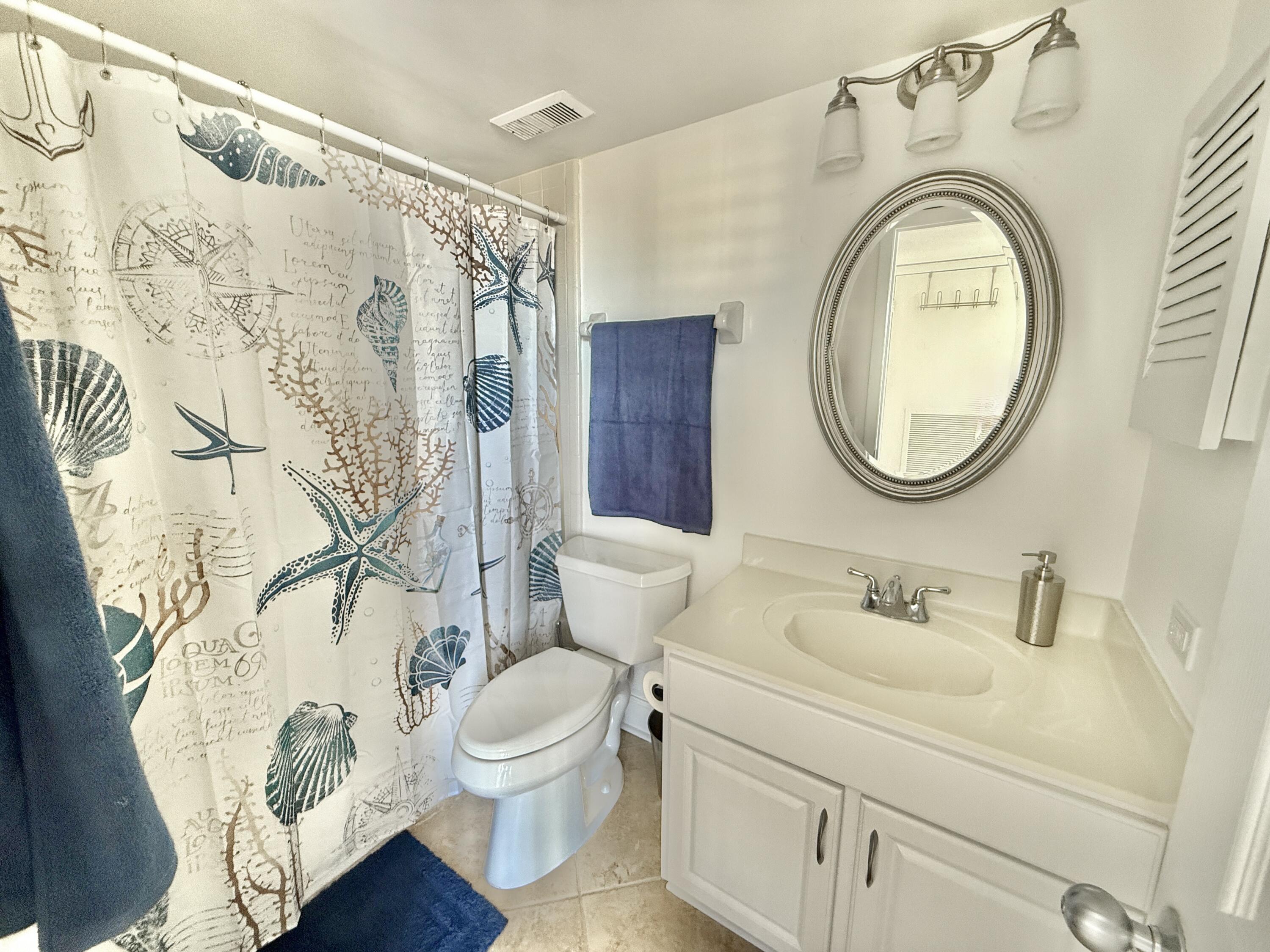 MAINSAIL CONDO PH 1 - Residential