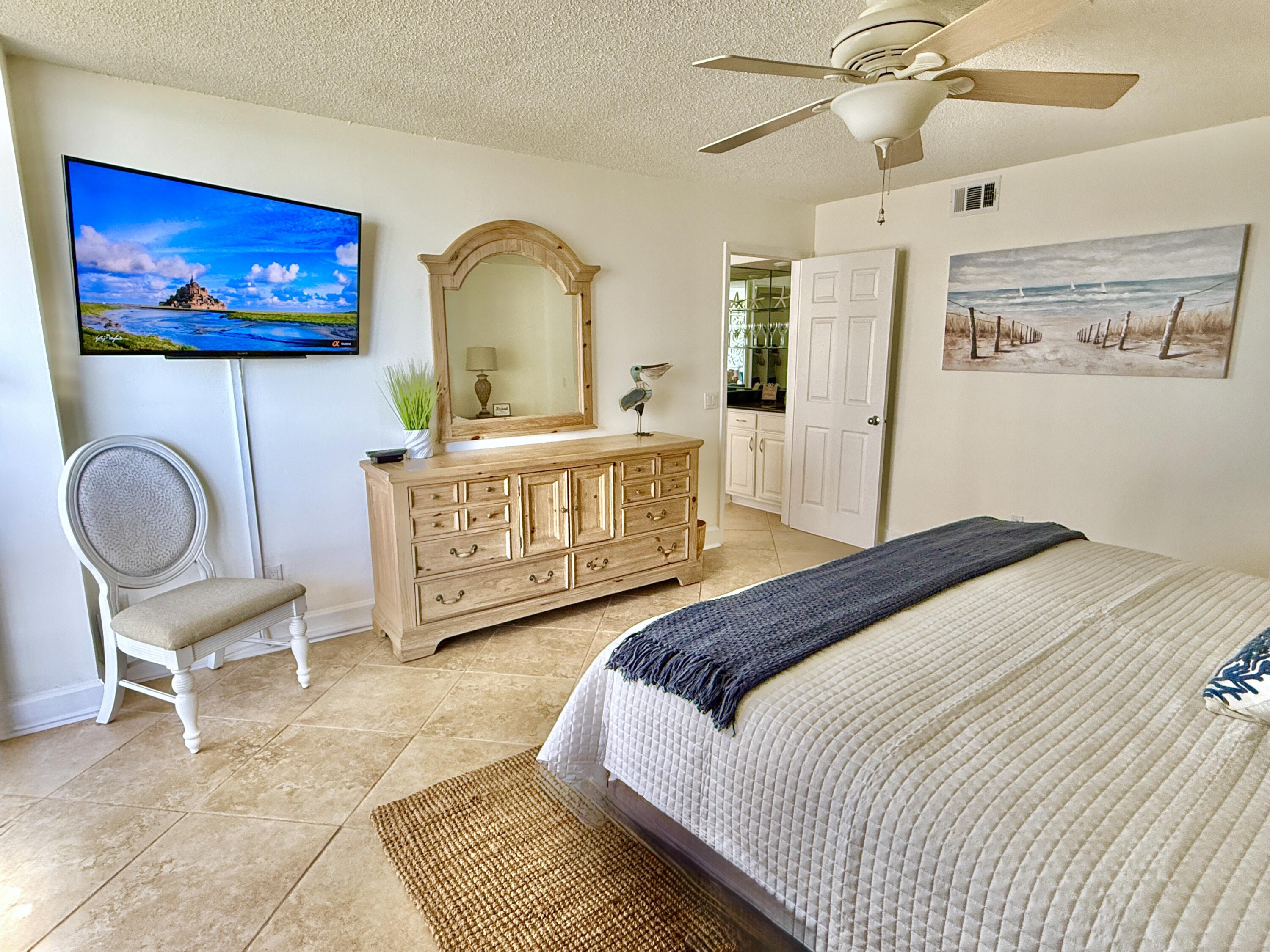 MAINSAIL CONDO PH 1 - Residential
