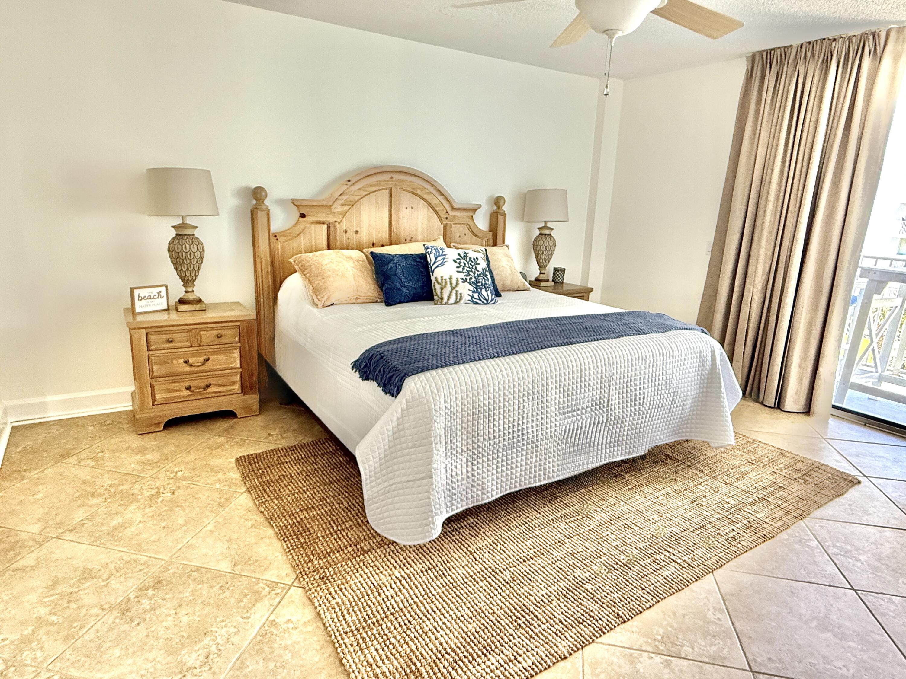 MAINSAIL CONDO PH 1 - Residential