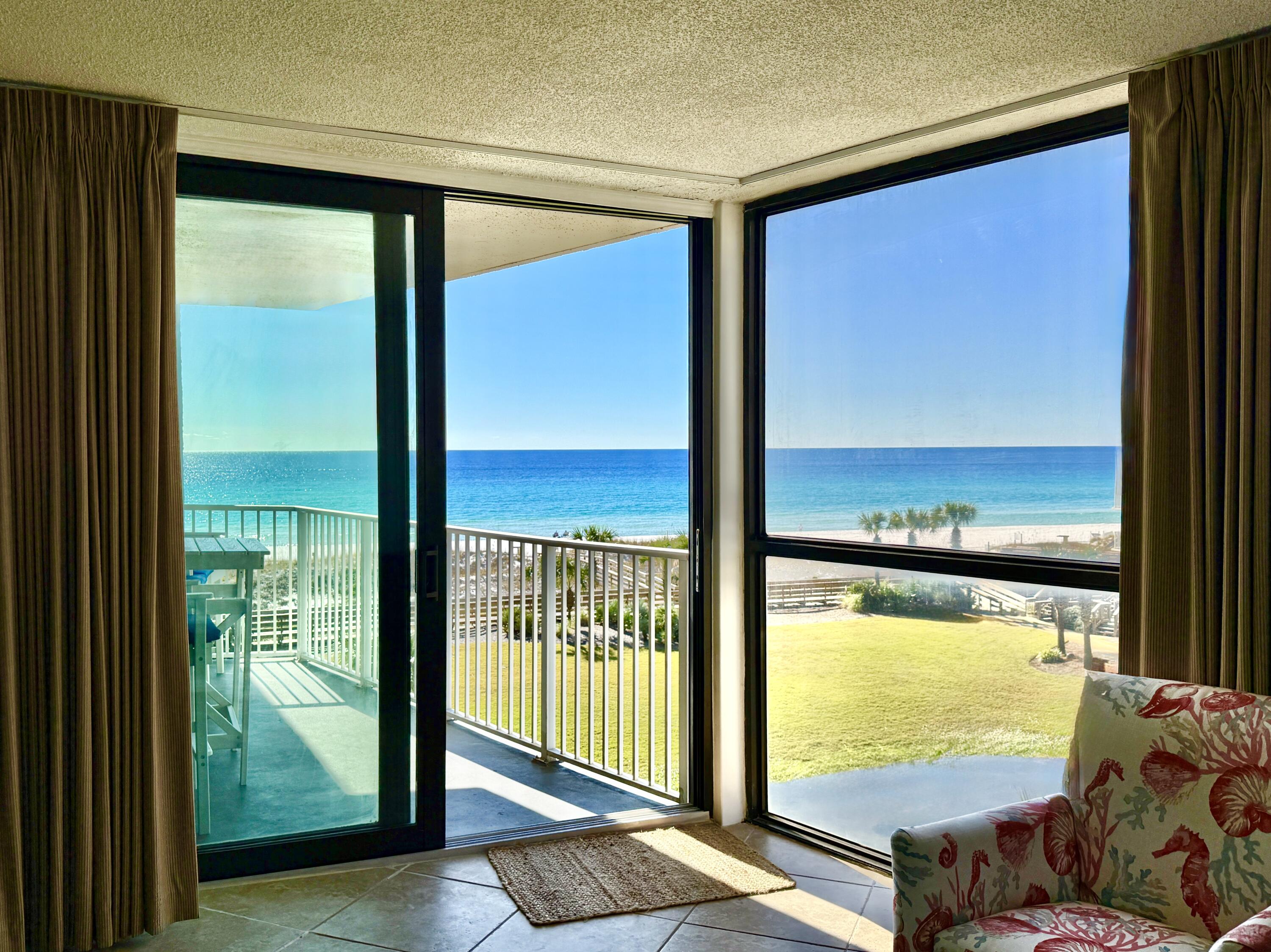 MAINSAIL CONDO PH 1 - Residential