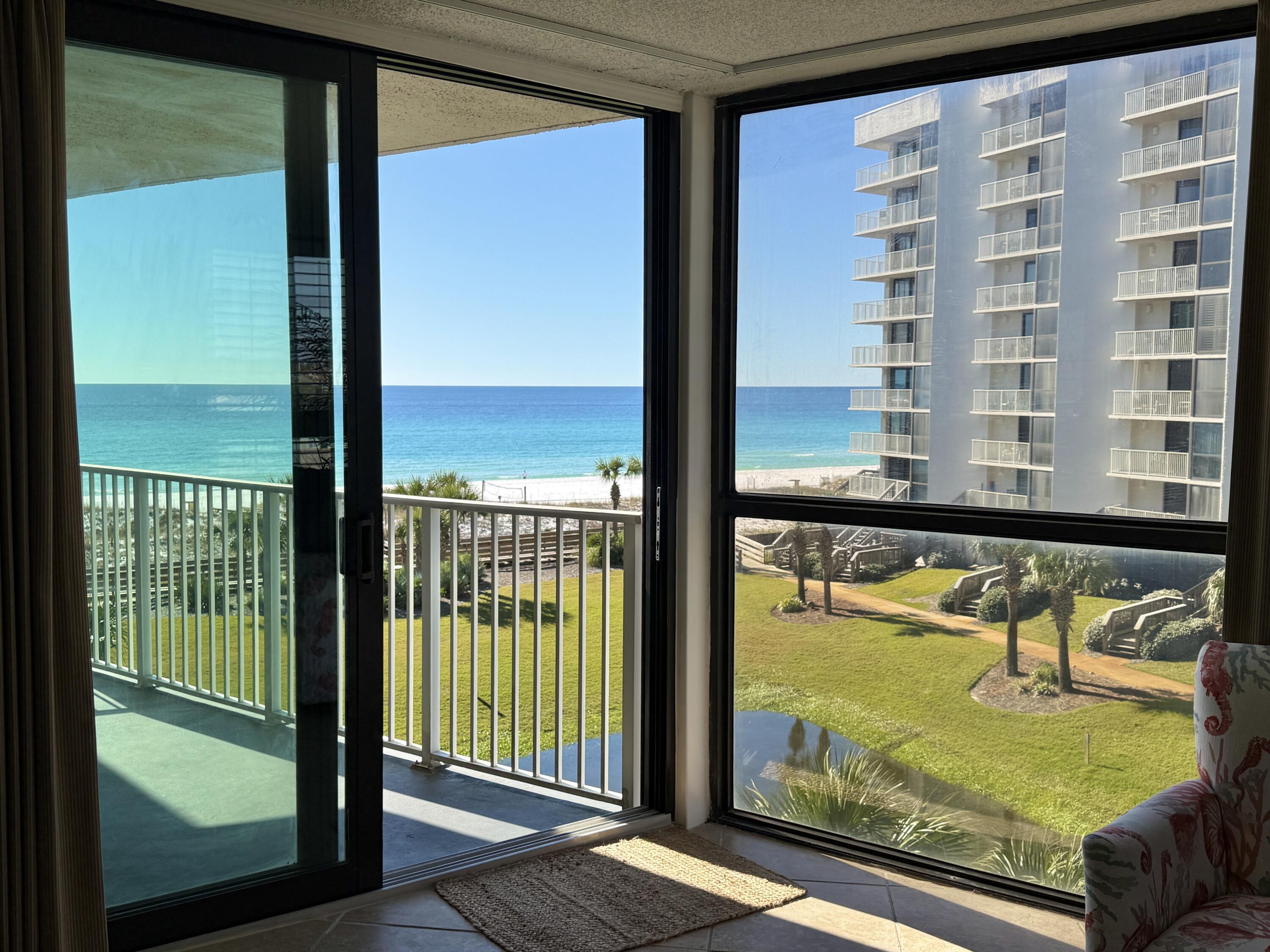 MAINSAIL CONDO PH 1 - Residential