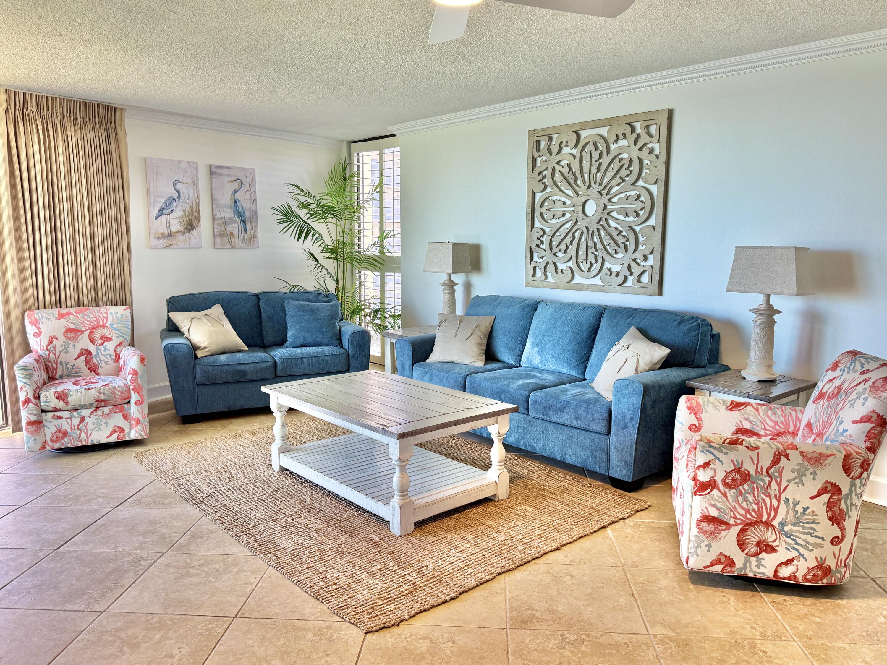 MAINSAIL CONDO PH 1 - Residential