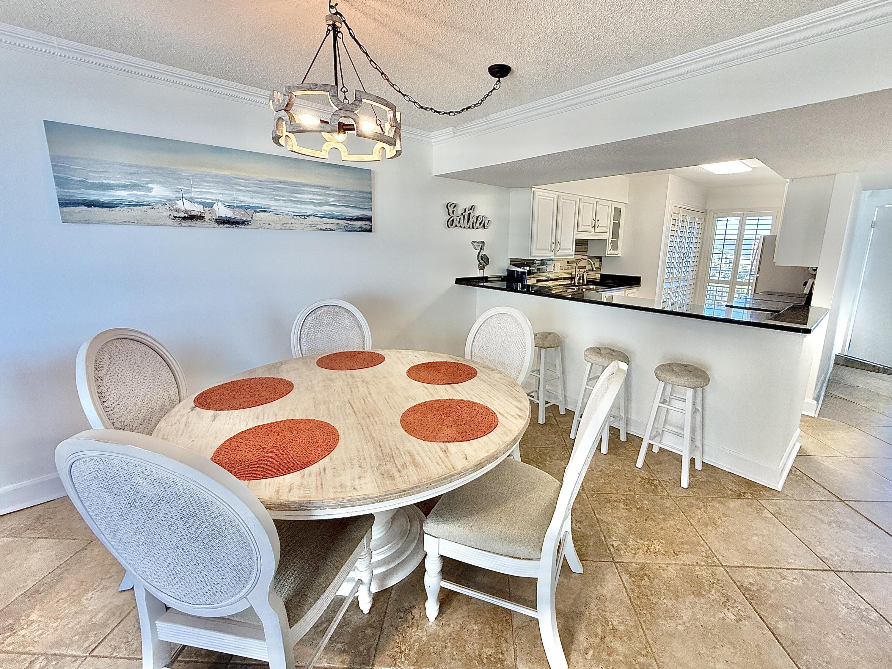 MAINSAIL CONDO PH 1 - Residential