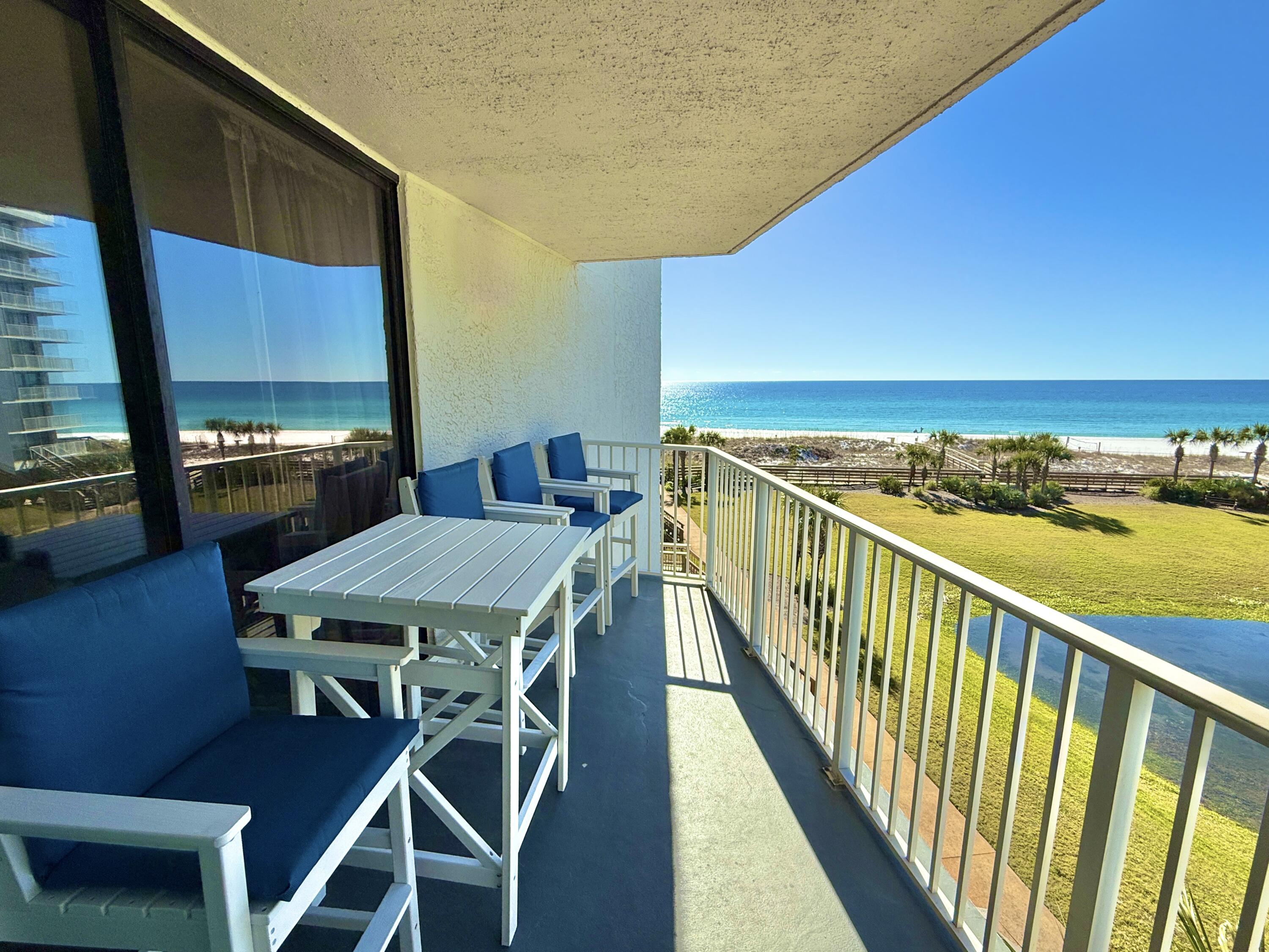 MAINSAIL CONDO PH 1 - Residential