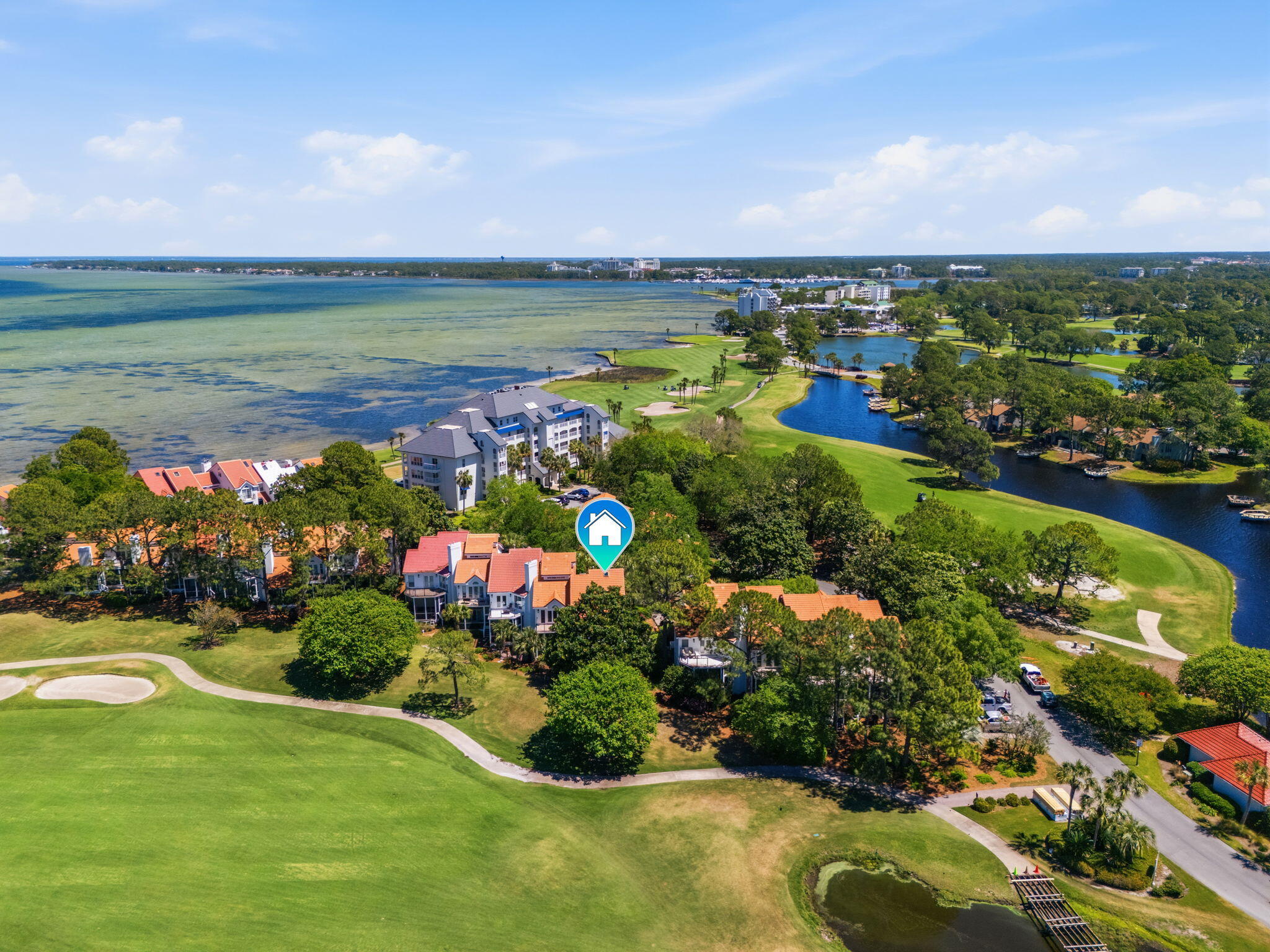 VANTAGE POINTE - Residential