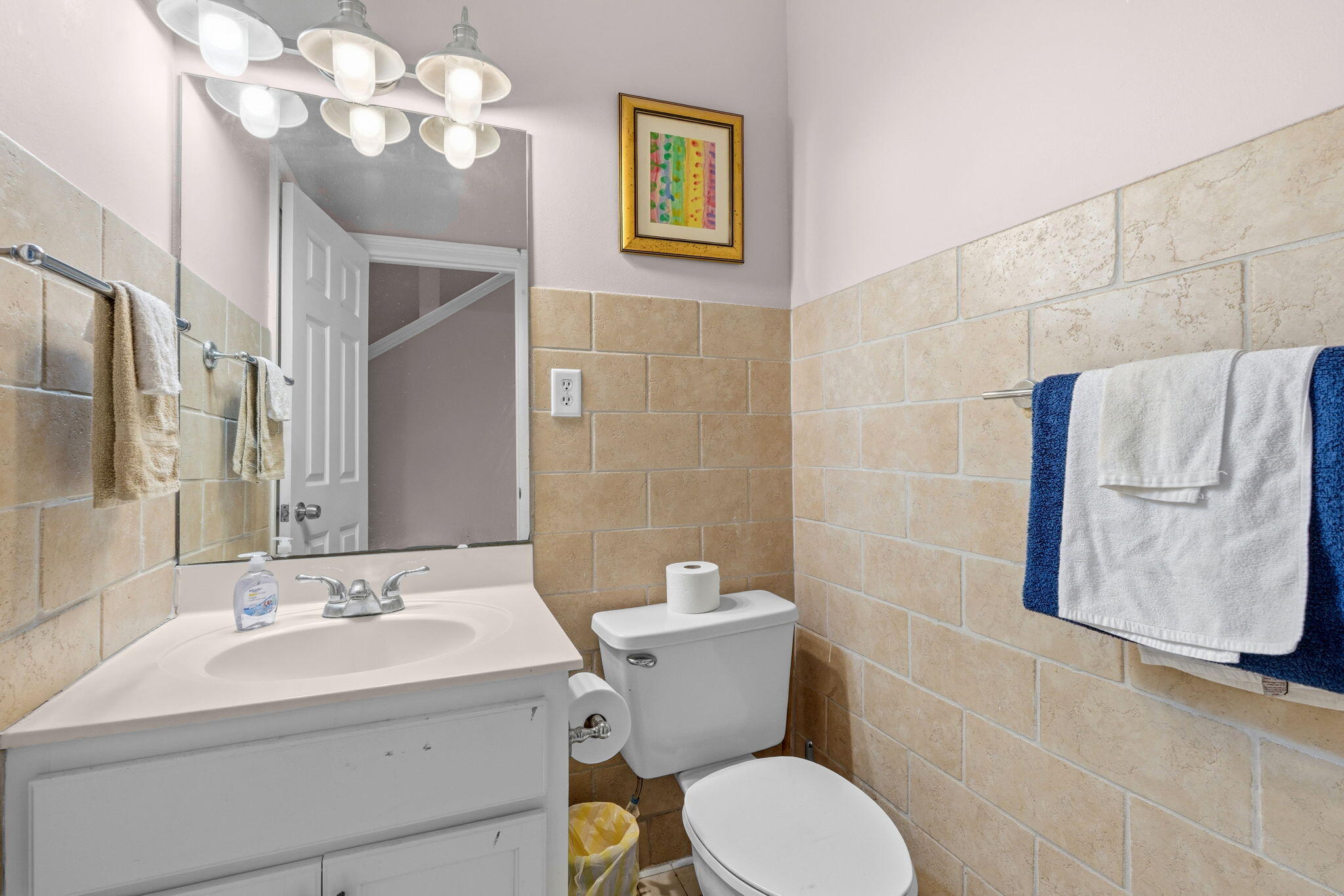 VANTAGE POINTE - Residential