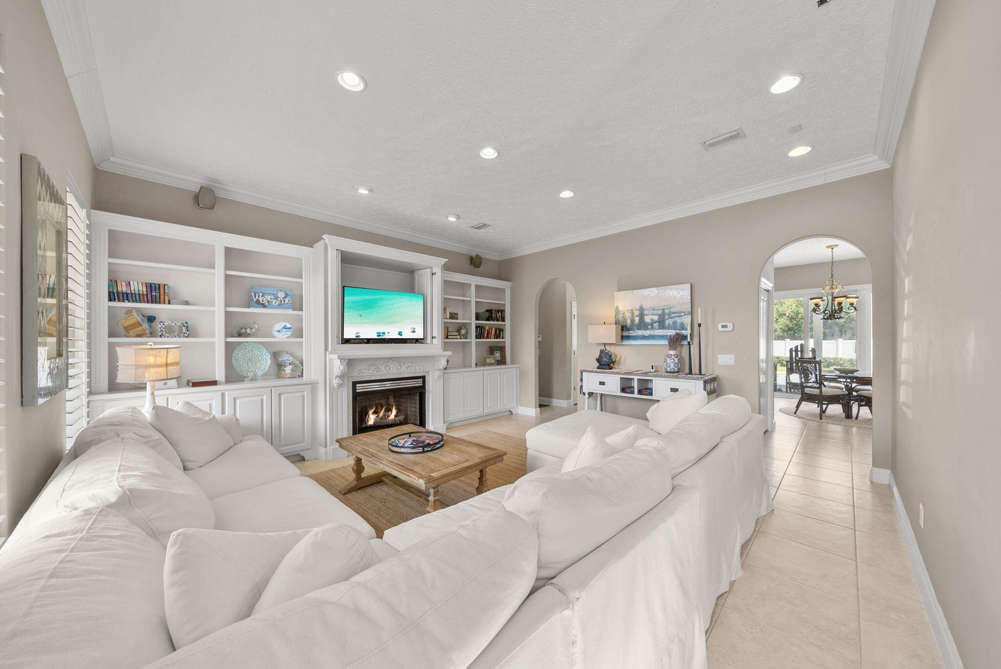 GULFSIDE ESTATES PHASE I & II - Residential