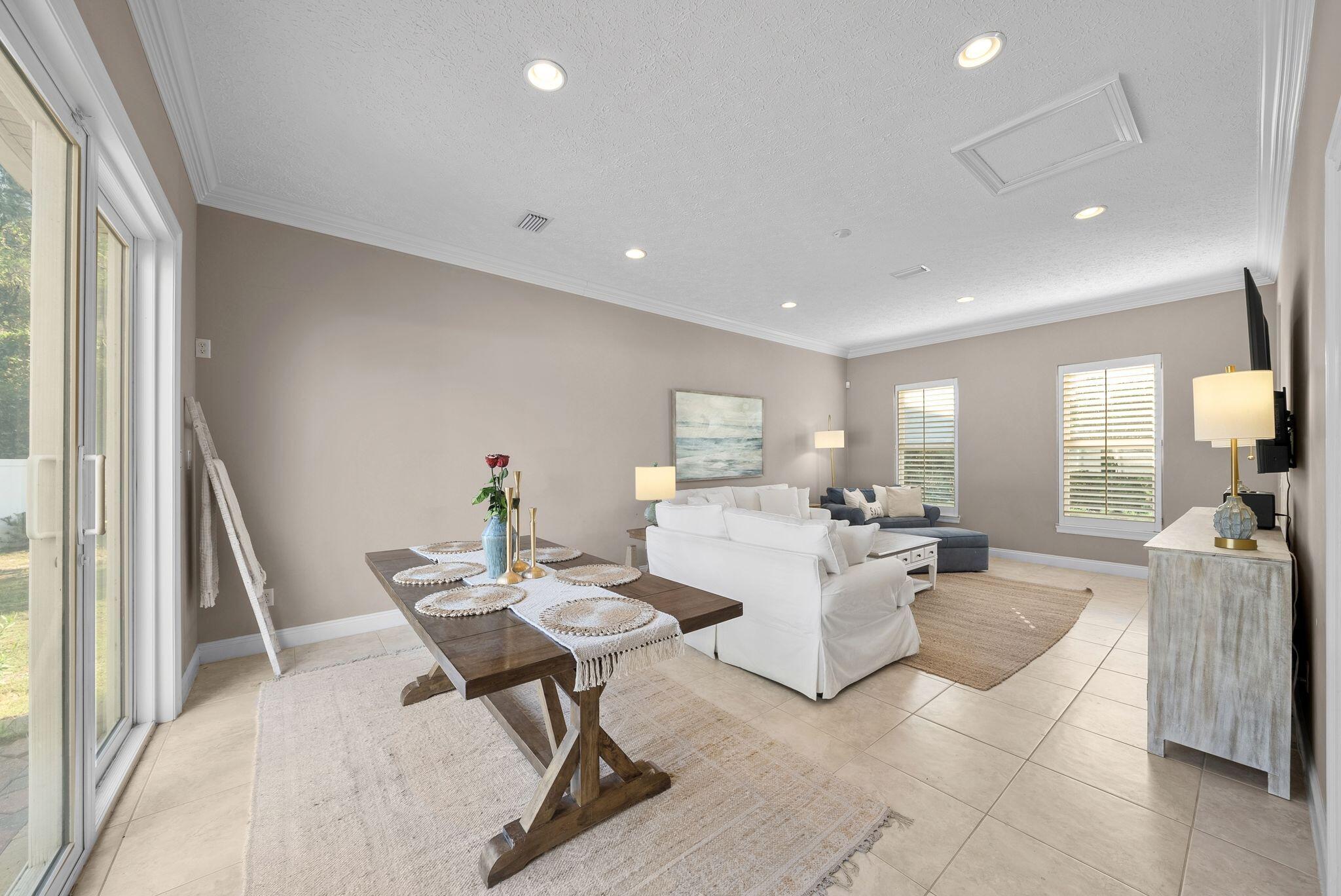 GULFSIDE ESTATES PHASE I & II - Residential