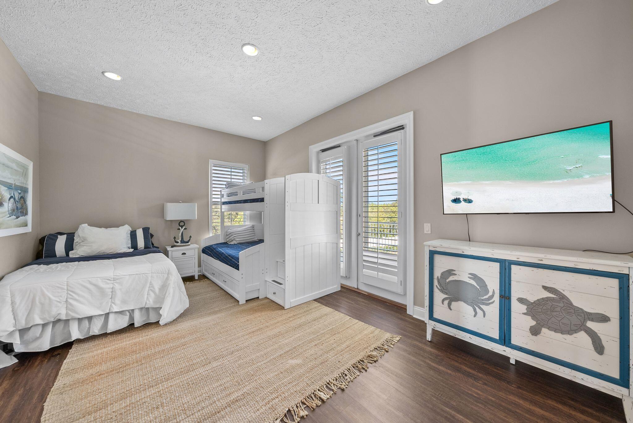 GULFSIDE ESTATES PHASE I & II - Residential