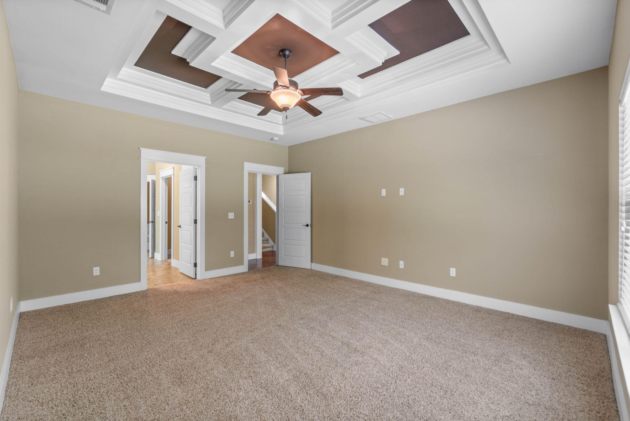 ZARCHARY ESTATES - Residential