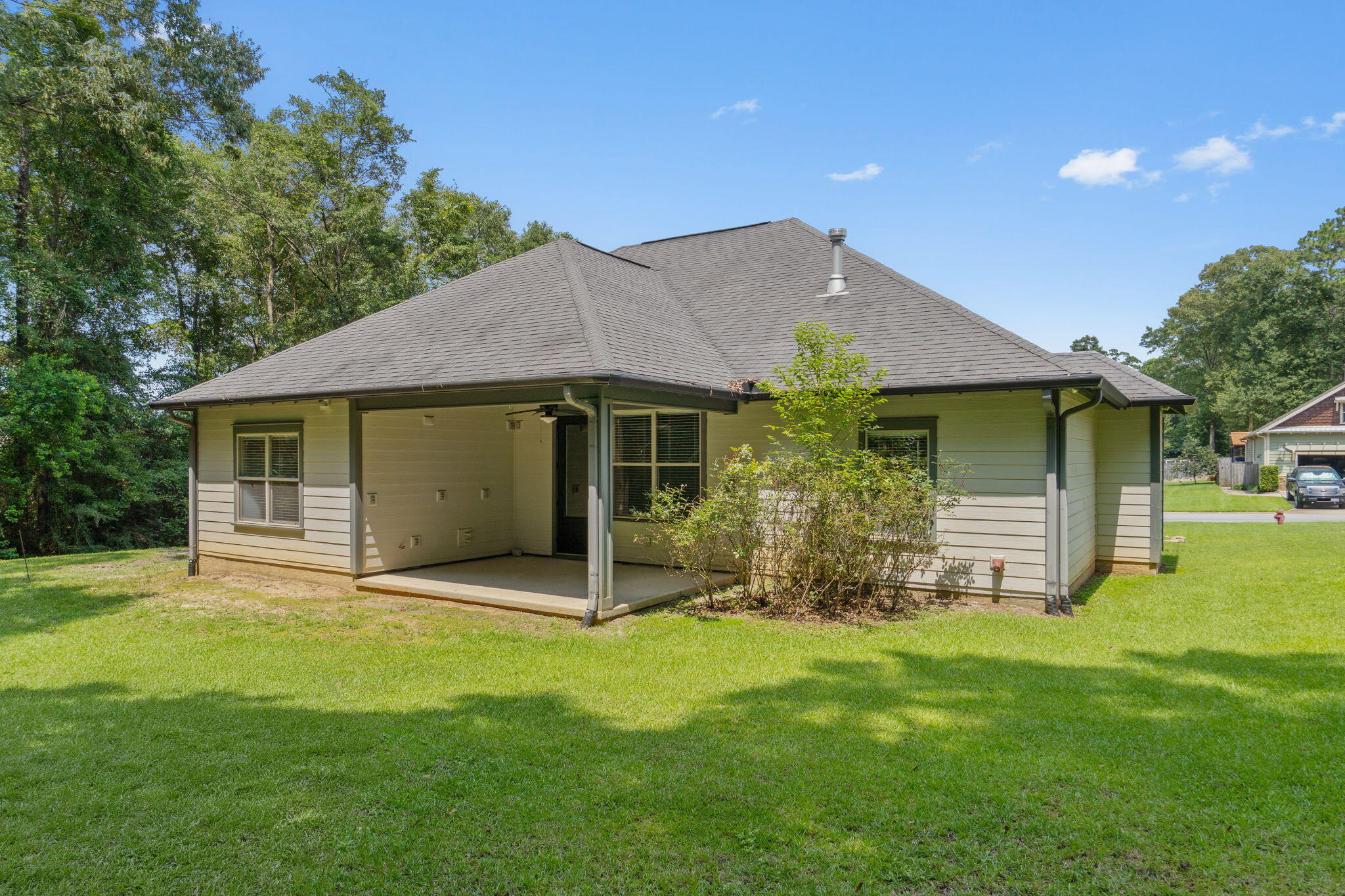 ZARCHARY ESTATES - Residential