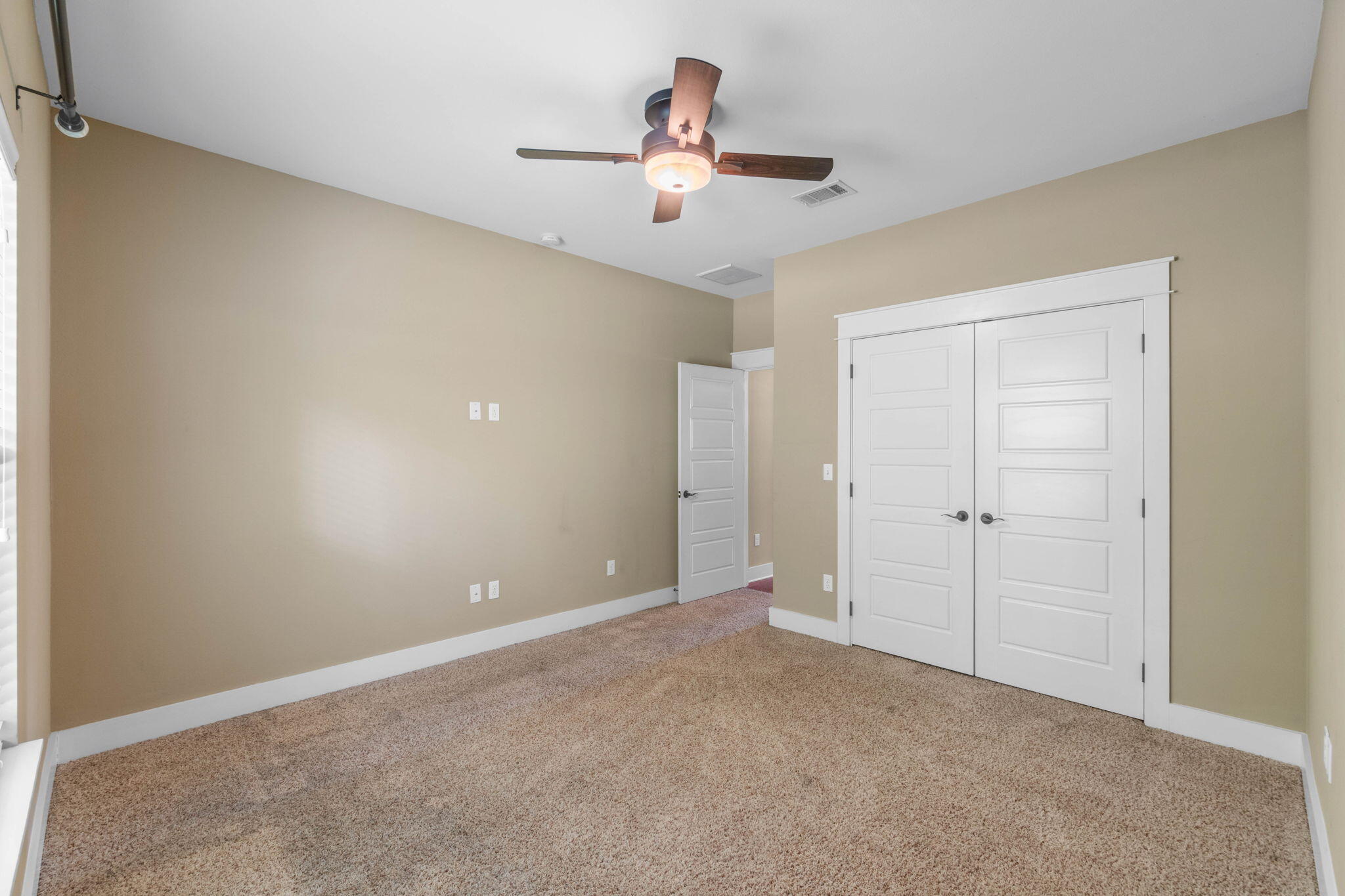 ZARCHARY ESTATES - Residential