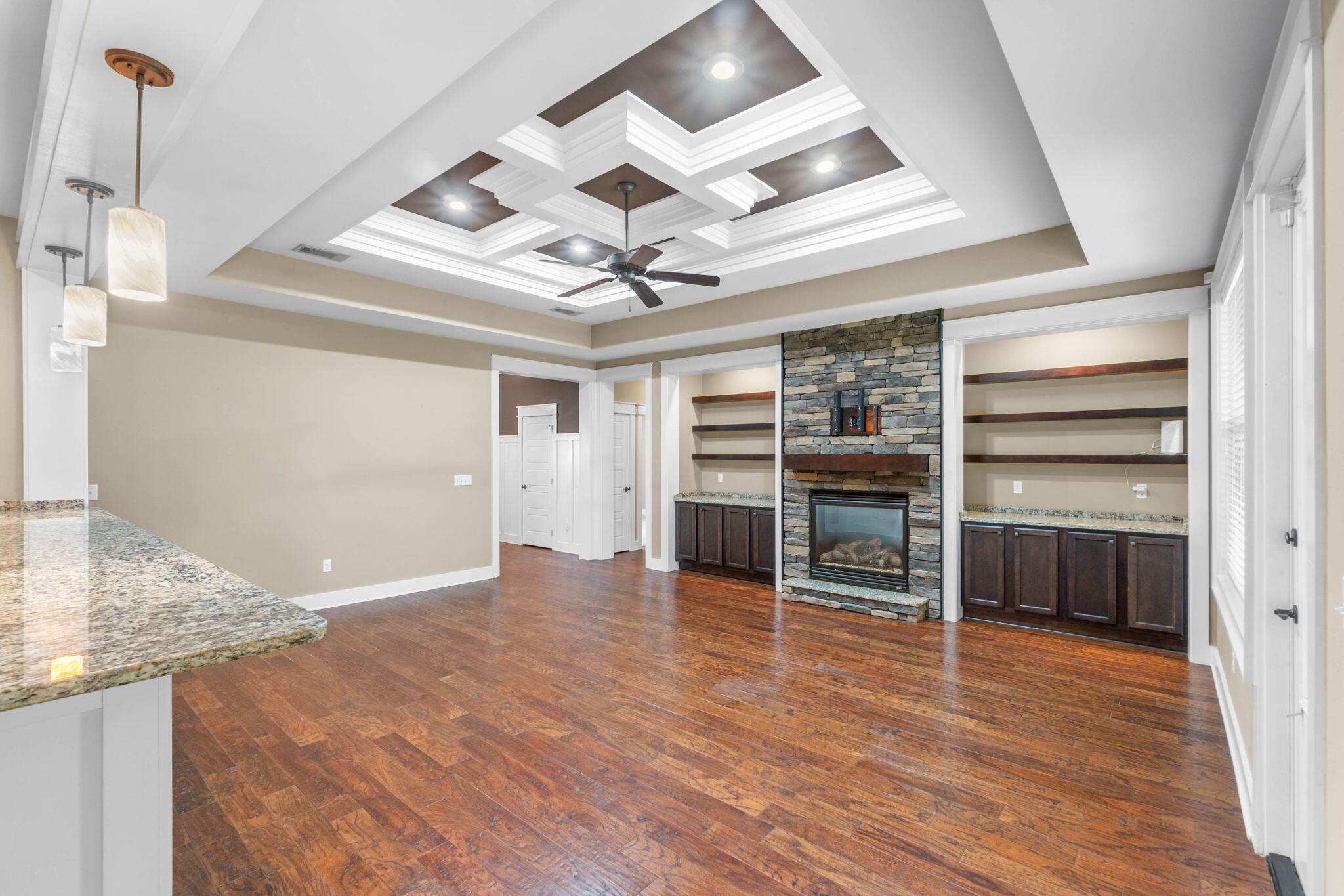 ZARCHARY ESTATES - Residential