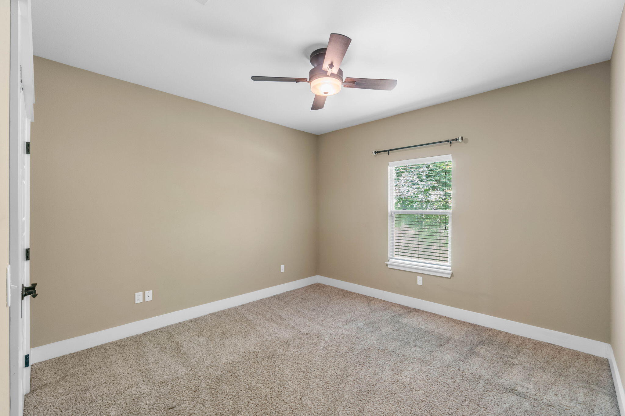 ZARCHARY ESTATES - Residential