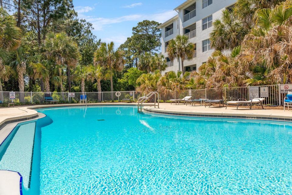 THE FLORIDA CLUB - Residential
