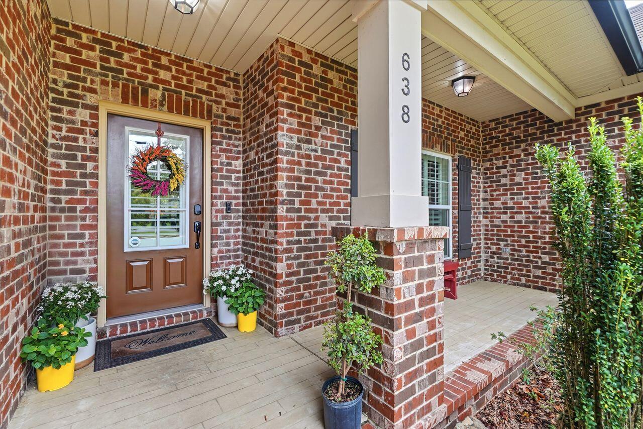 COUNTRY CLUB ESTATES - Residential