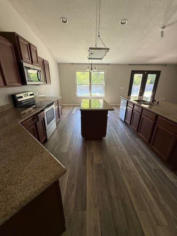 NORTH SHORE - Residential