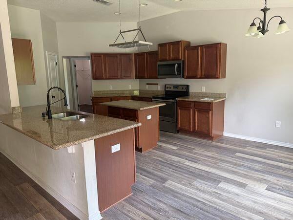 NORTH SHORE - Residential