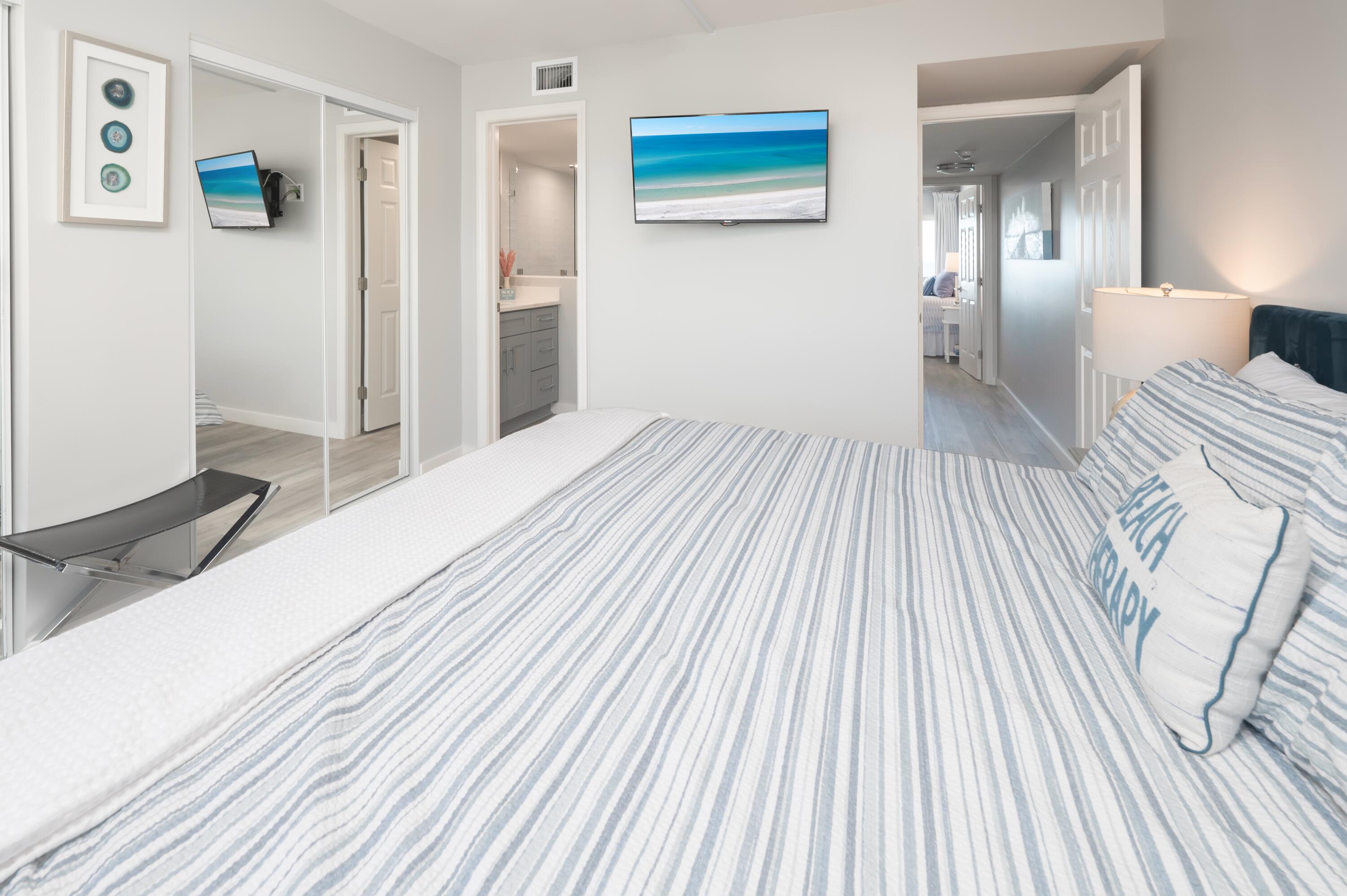 PINNACLE PORT - Residential