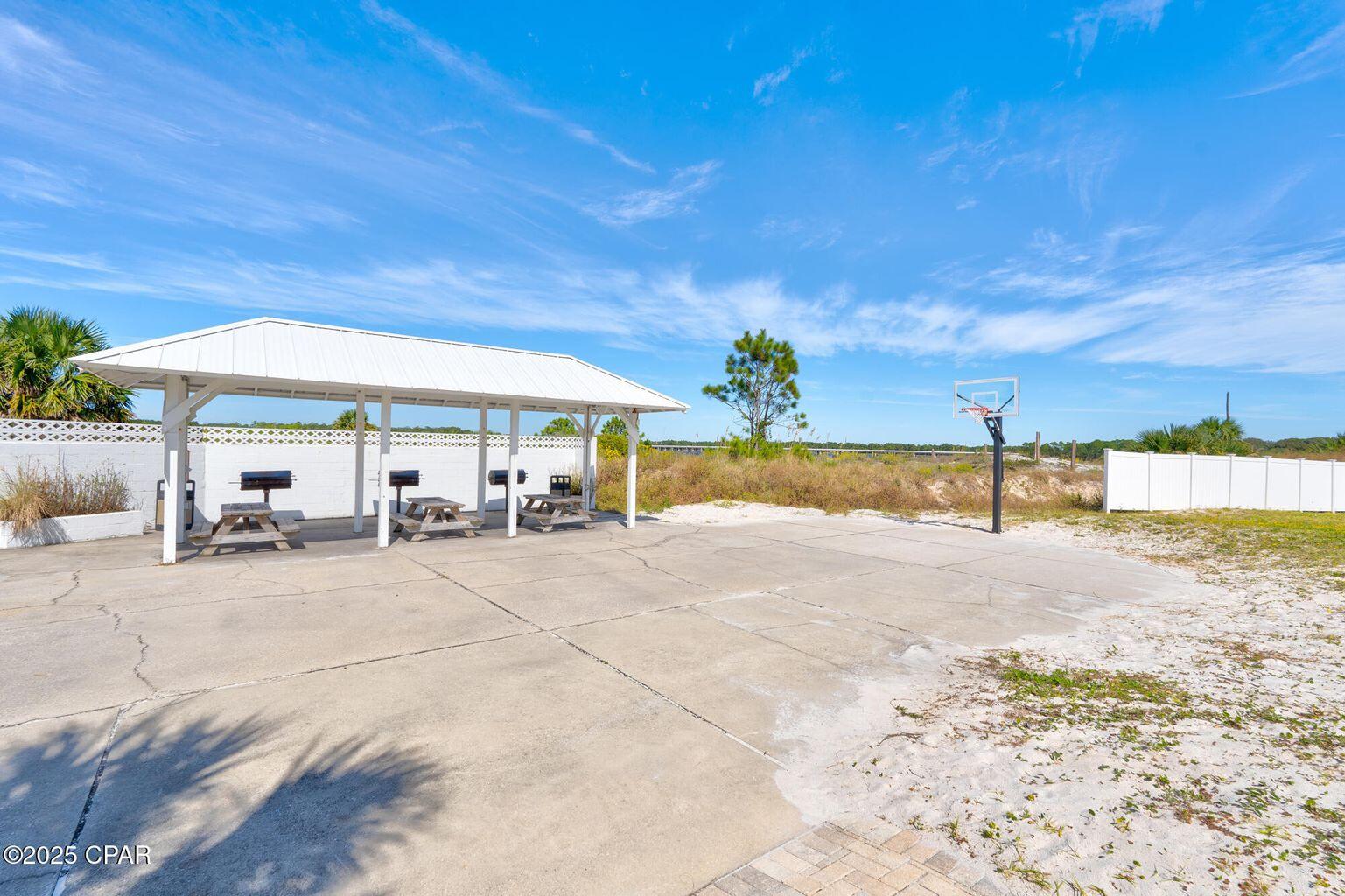 PINNACLE PORT - Residential