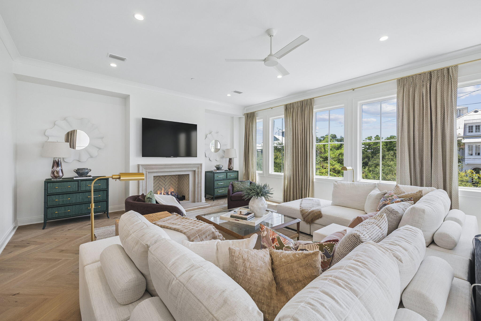 NO RECORDED SUBDIVISION - Residential