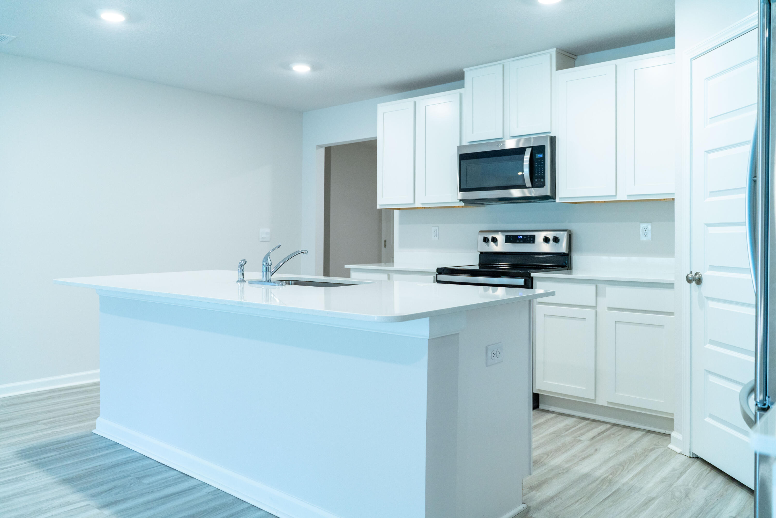 SILVER LAKE VILLAGE - Residential Lease