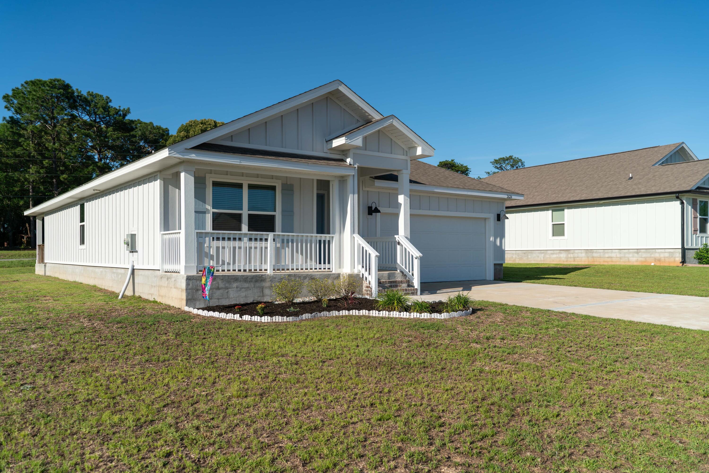 SILVER LAKE VILLAGE - Residential Lease