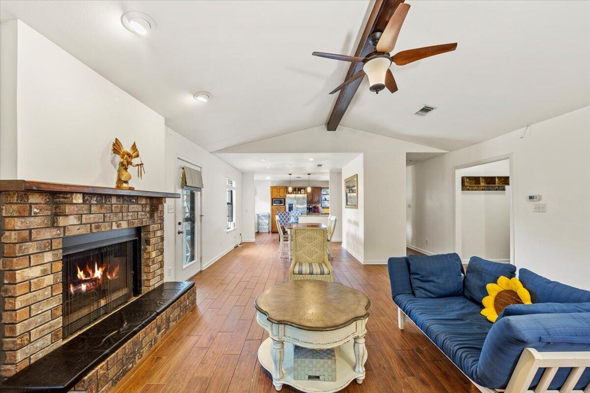 BRIAROAK - Residential
