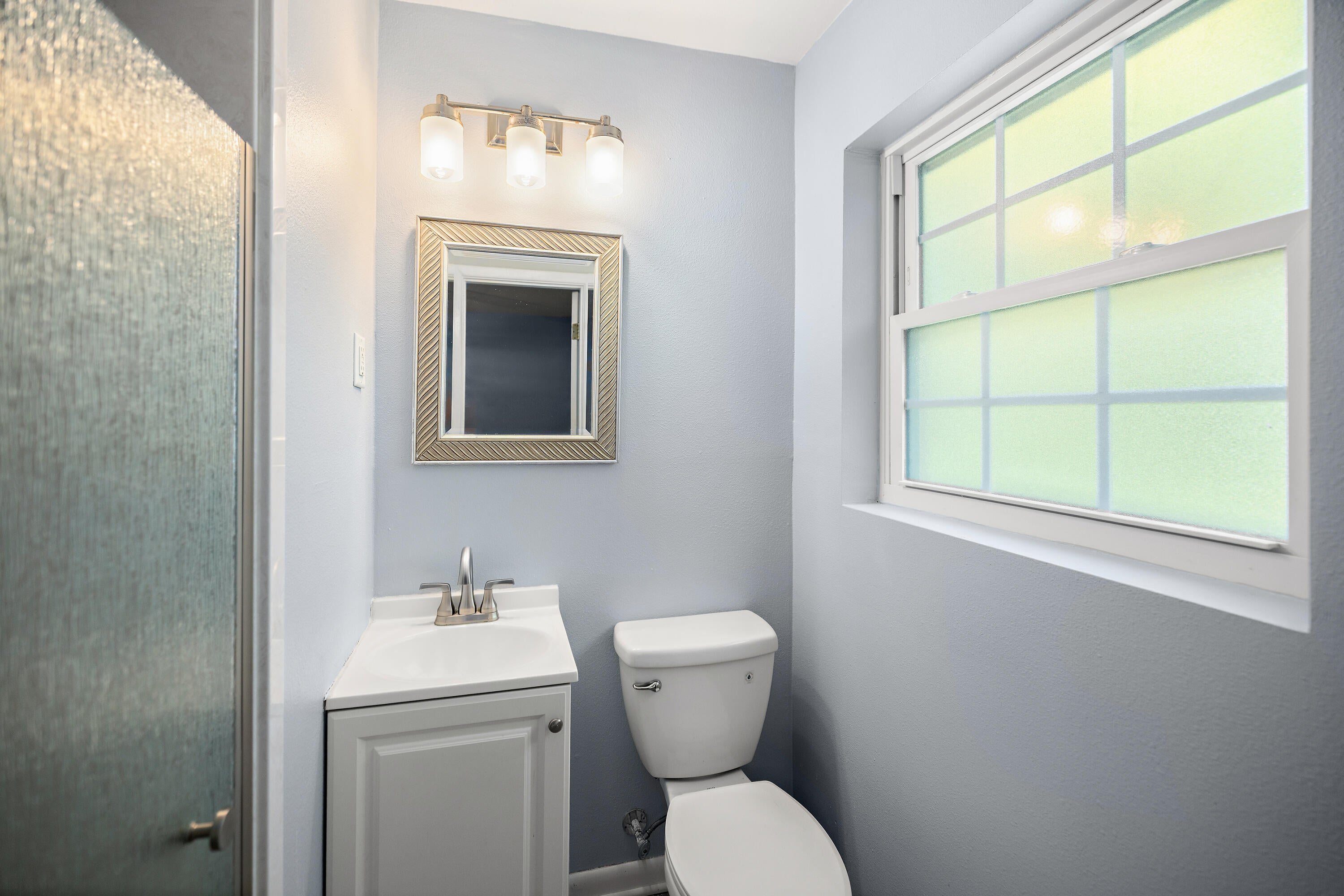 COLONY ESTATES - Residential Lease