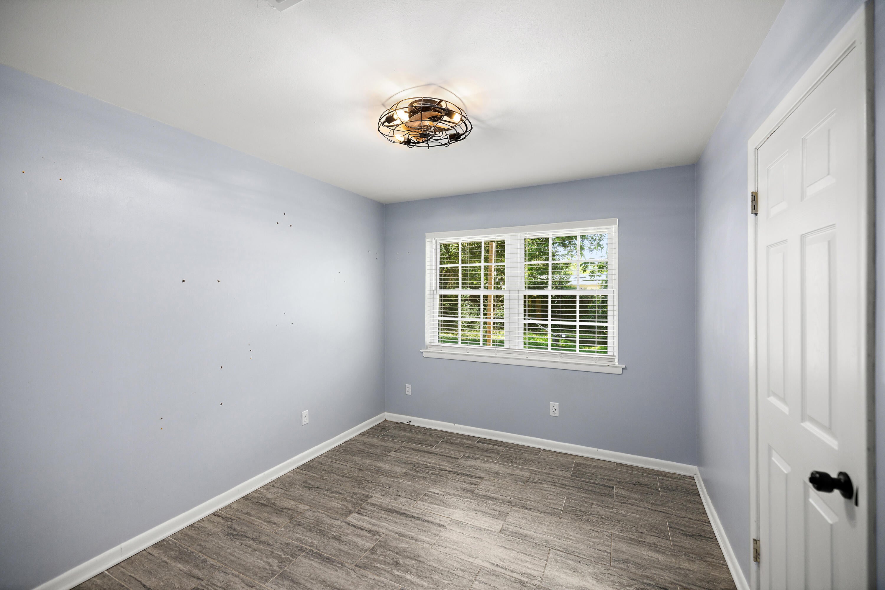 COLONY ESTATES - Residential Lease
