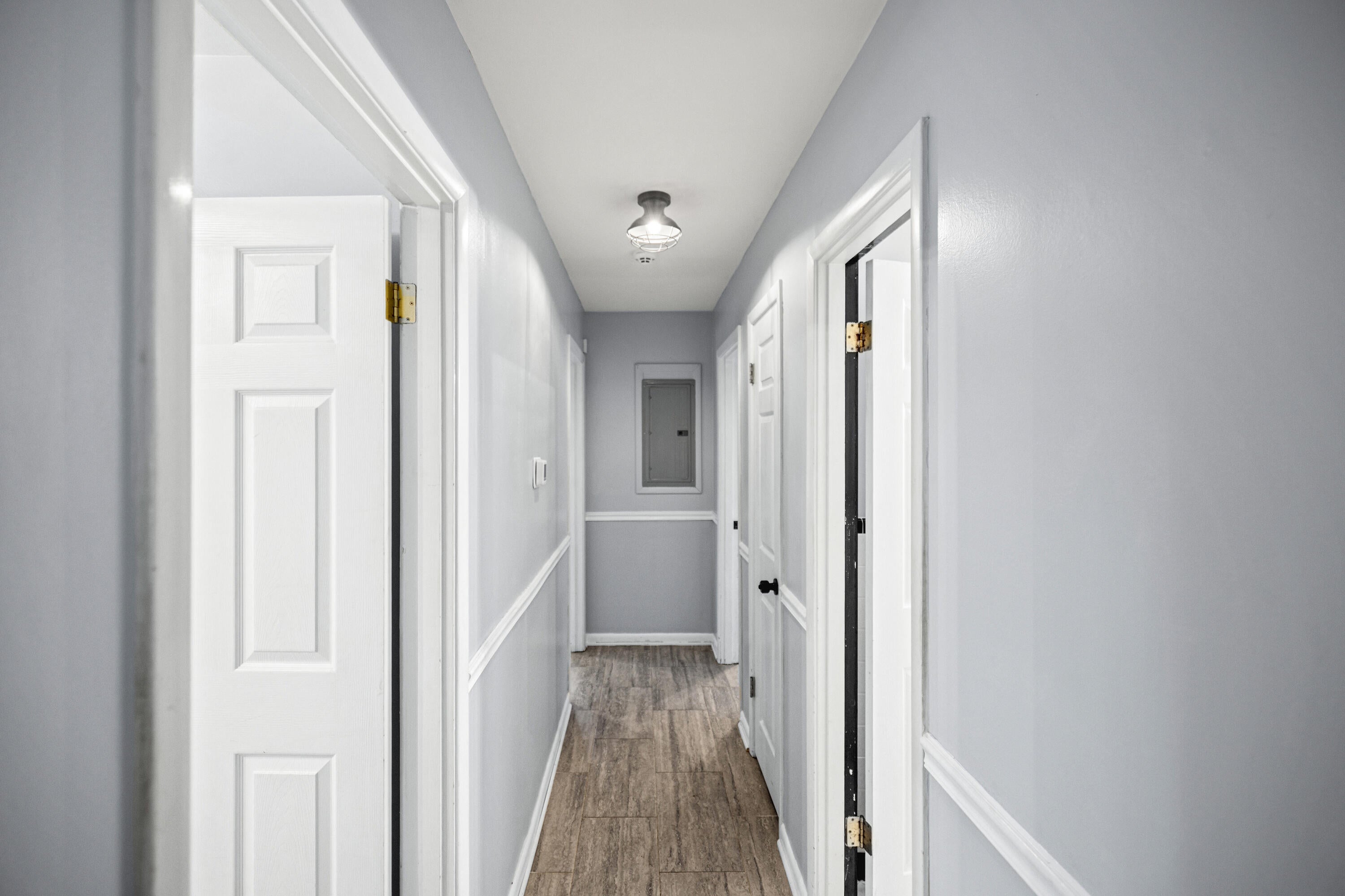 COLONY ESTATES - Residential Lease