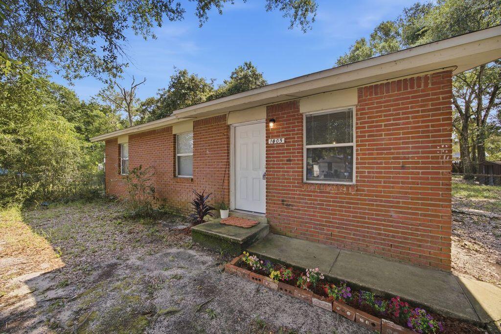 SEASHORE VILLAGE - Residential