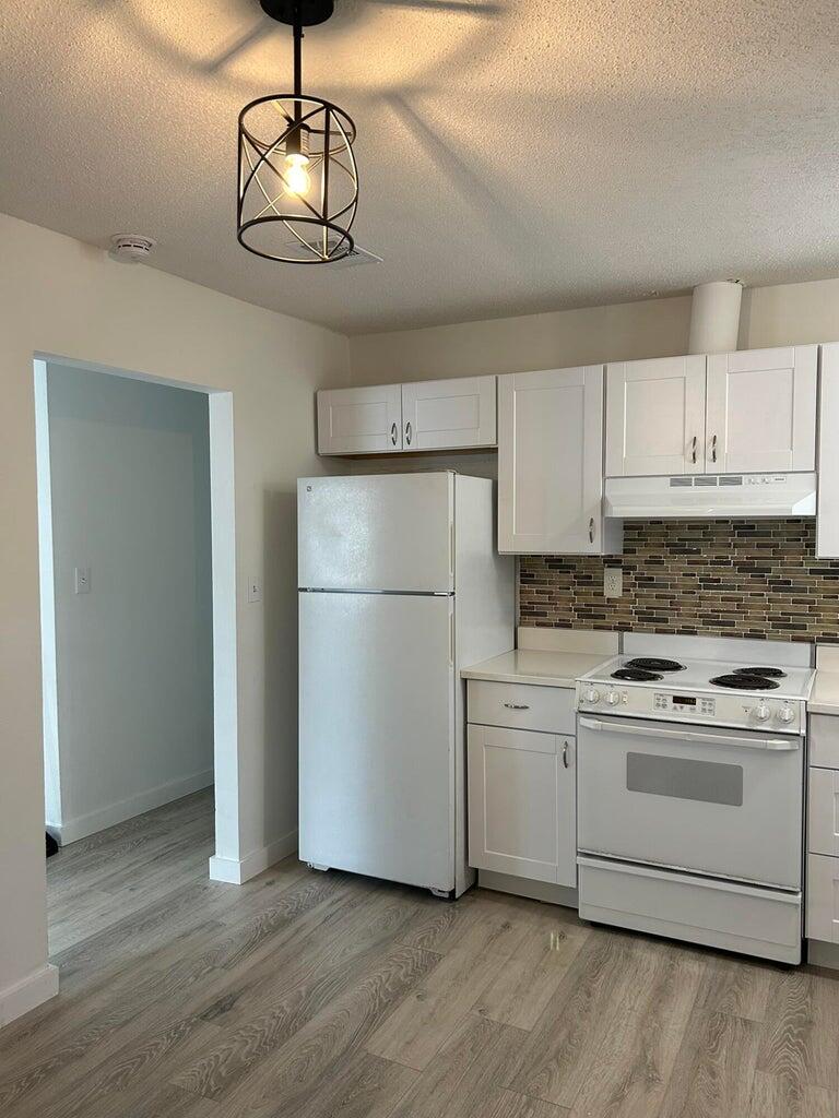 SEASHORE VILLAGE - Residential