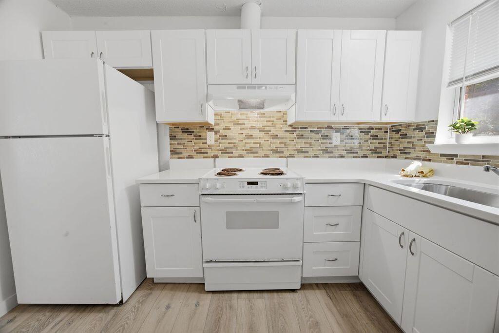 SEASHORE VILLAGE - Residential